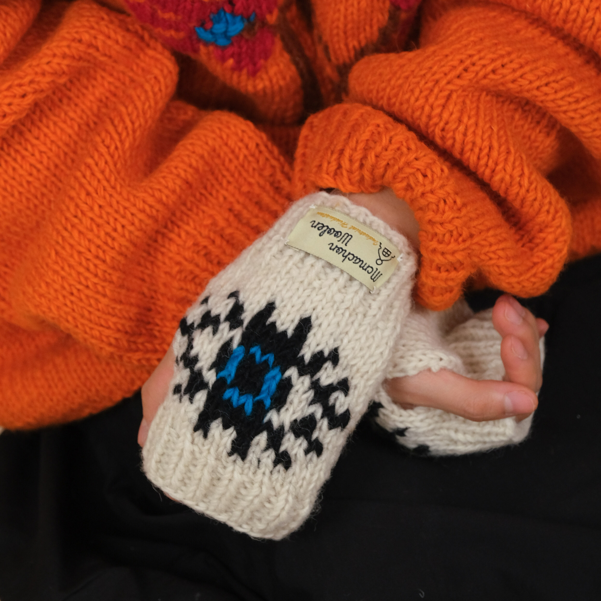 Macmahon Knitting Mills Chain Flower Cardigan