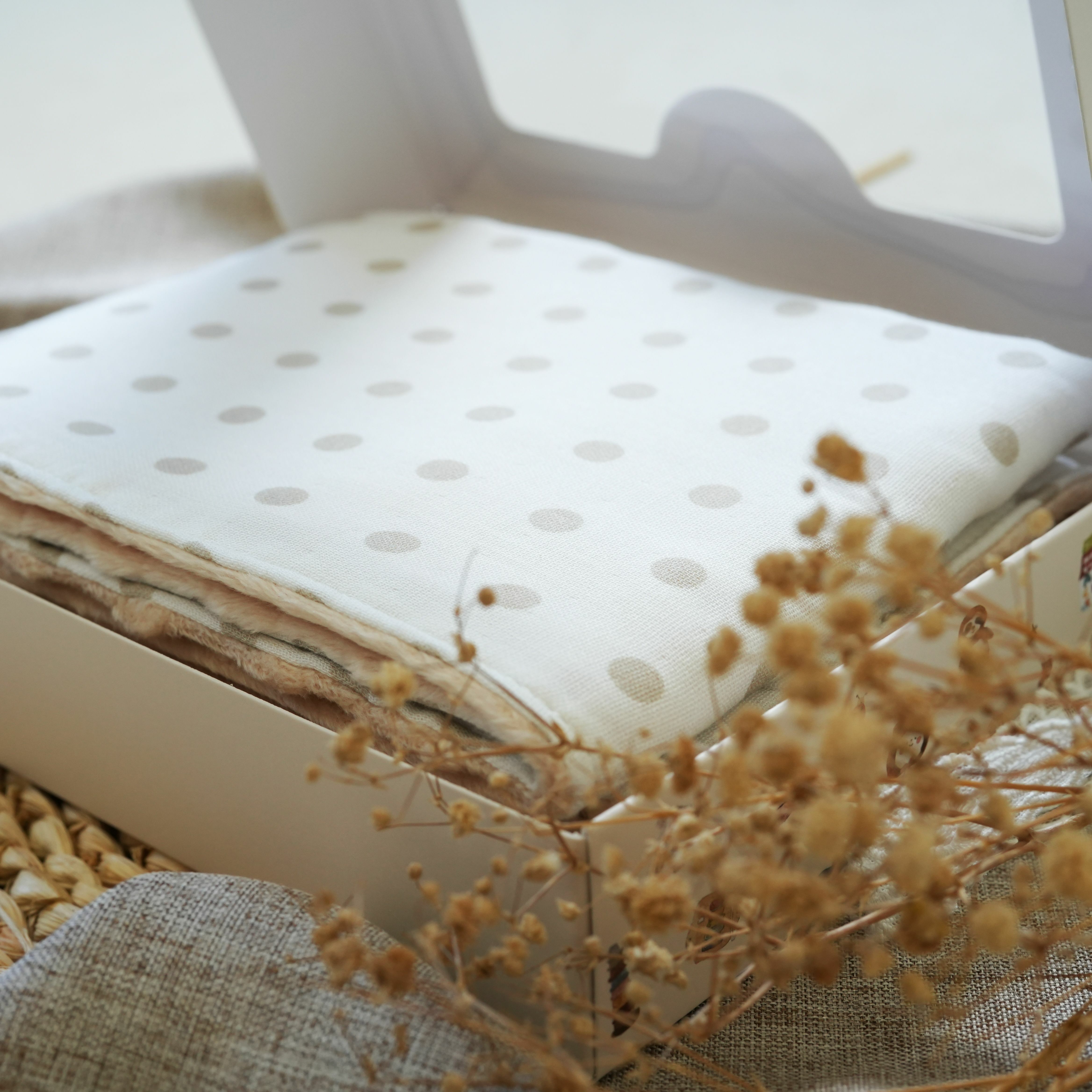 Hi Y.P store-枕巾-獨家設計款-奶茶點點