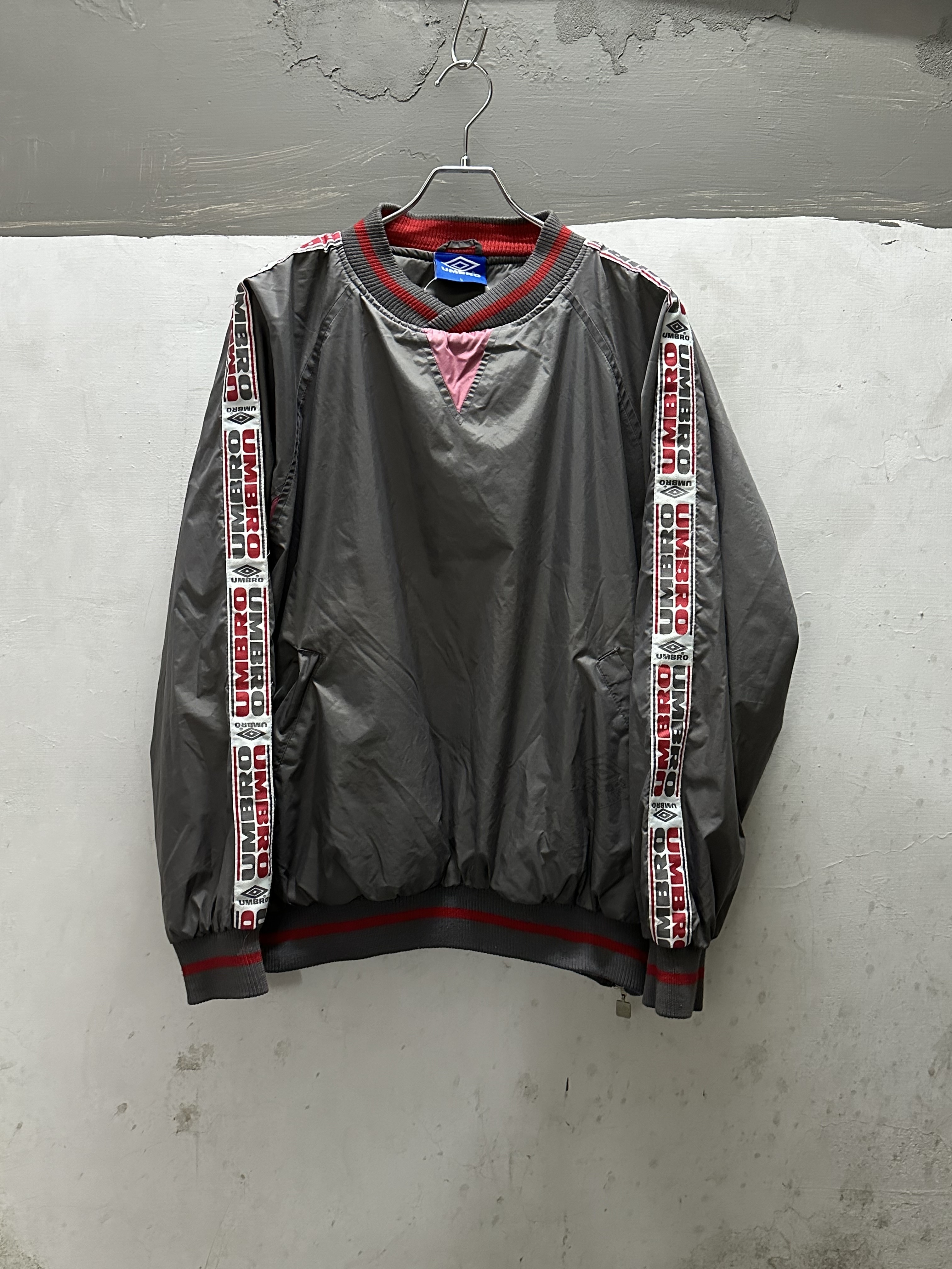 90s UMBRO Pullover Shirt