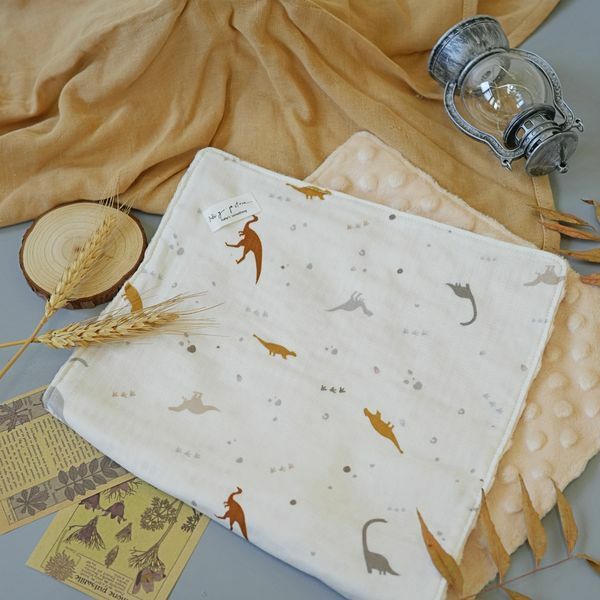 Hi Y.P store-枕巾-獨家設計款-恐龍之謎