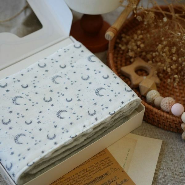 Hi Y.P store-枕巾-獨家設計款-幾何月光