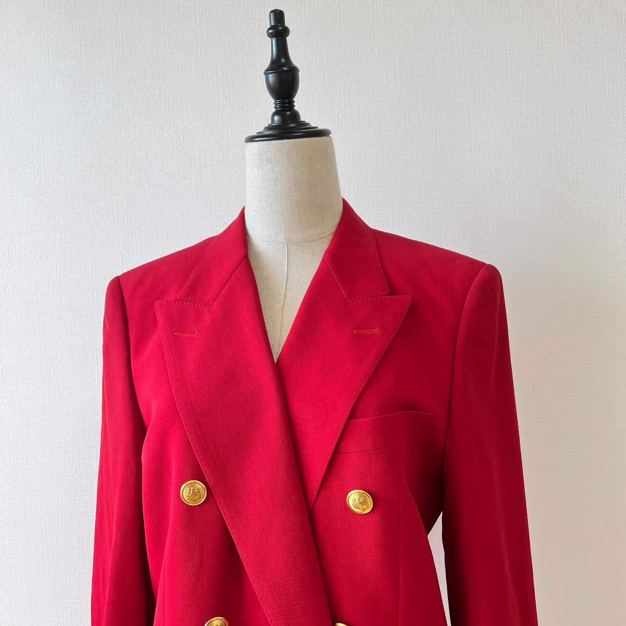 Aquacustum日本製紅色薄身羊毛孖襟外套