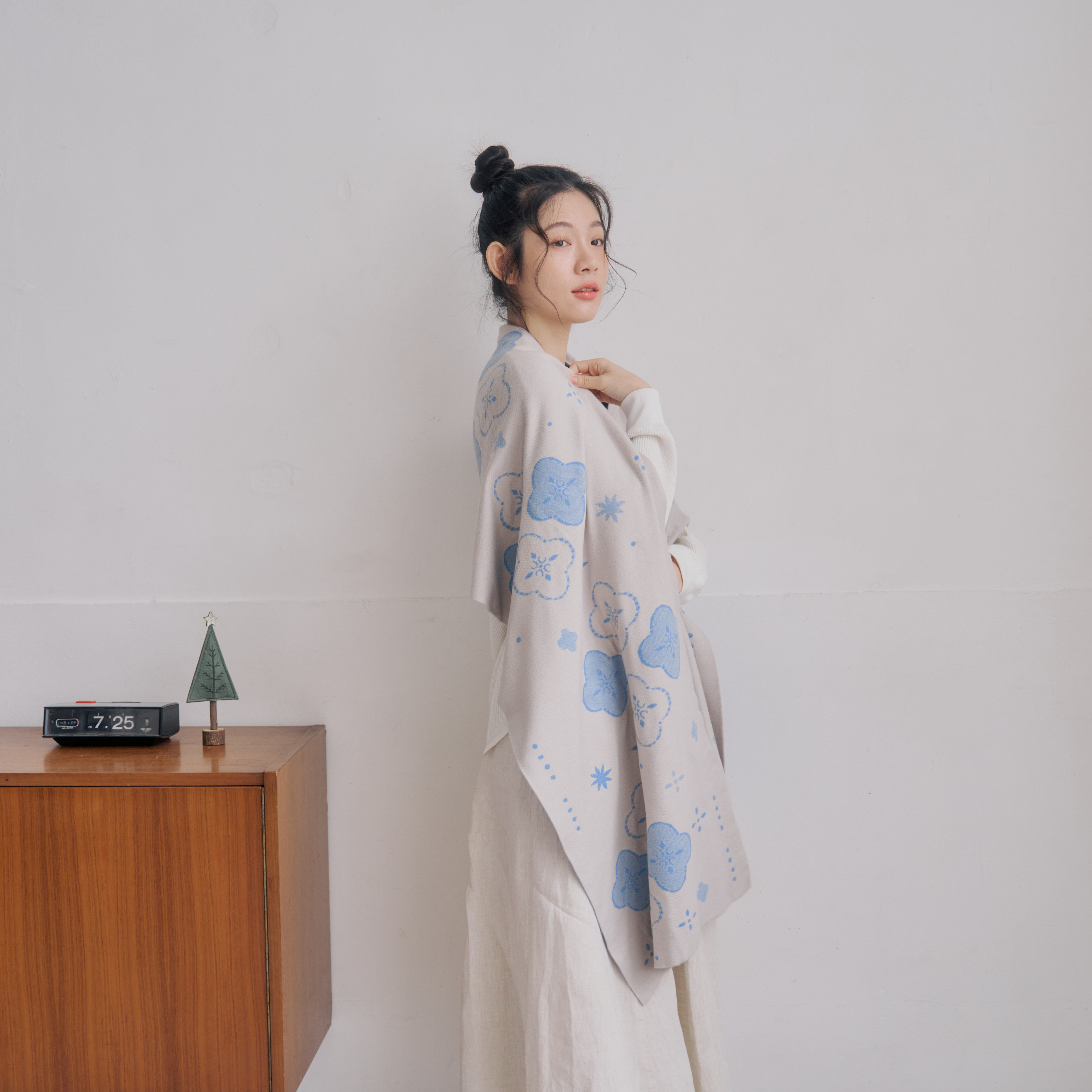 Scarf/Begonia Glass Pattern No.16/Breeze Blue