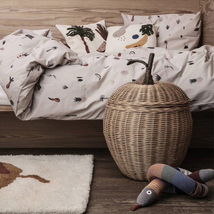 《5036》北歐奶油草莓圖案地墊((仿羊絨))