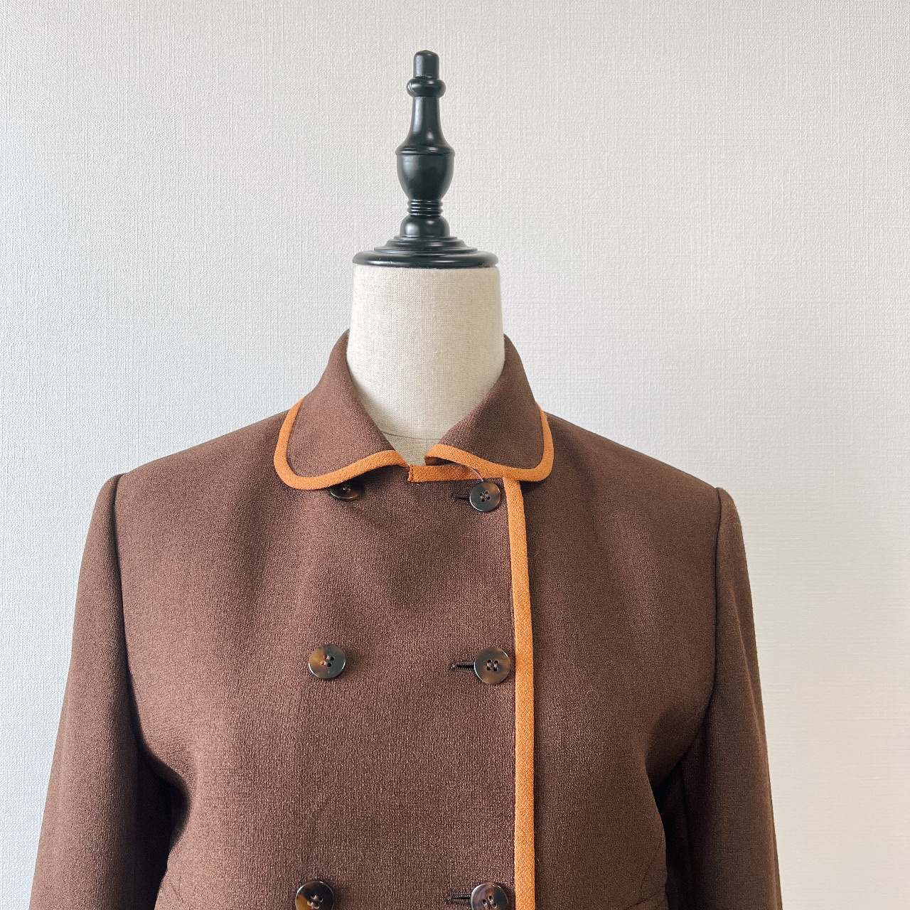 日本製啡色孖襟短外套