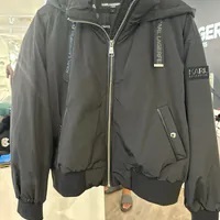 [S] KARL LAGERFELD CROPPED LOGO BOMBER JACKET,BLACK, LWQMP795-BLK, [FINAL SALE] (SKL1134)