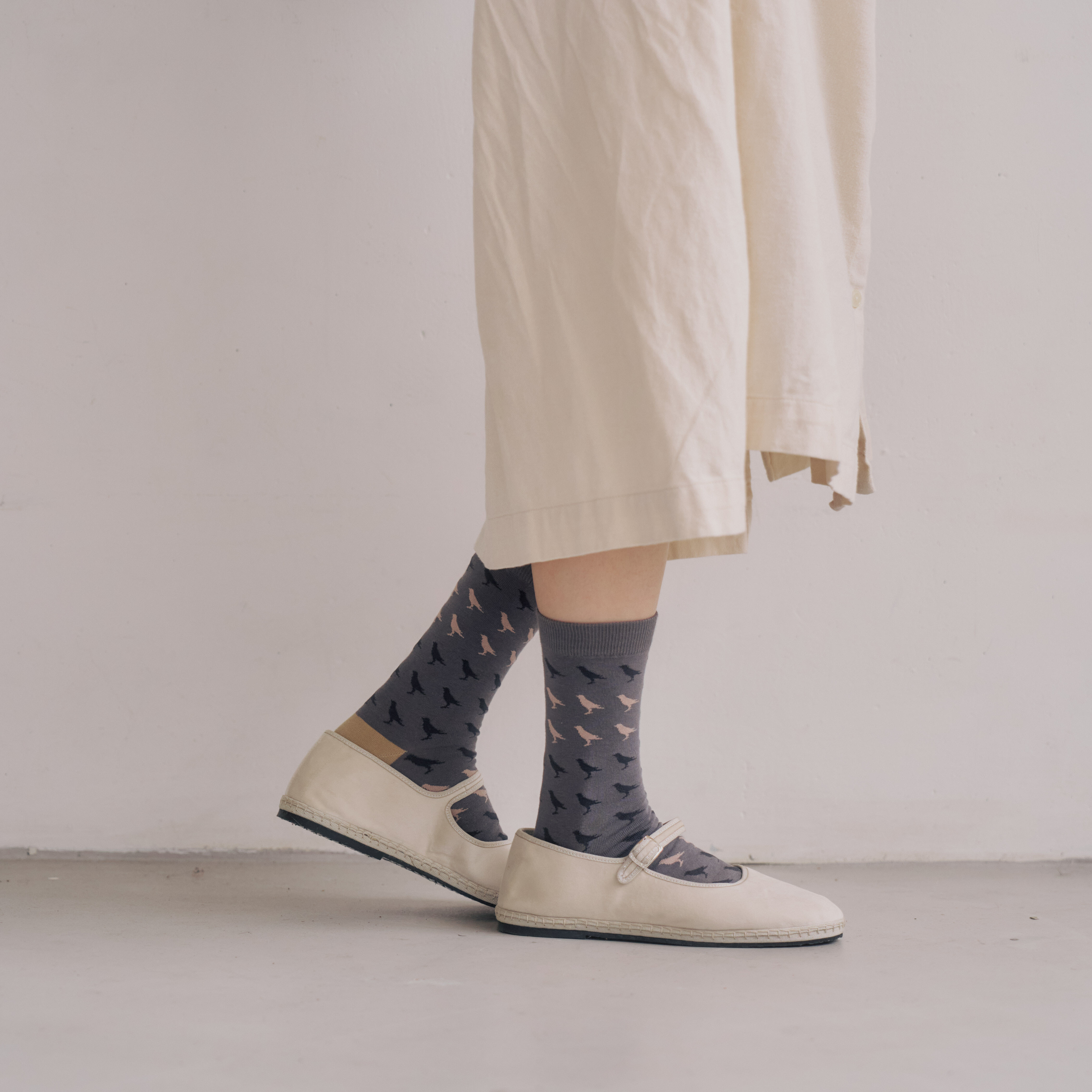Crew Socks/Crested Myna/Dark Gray