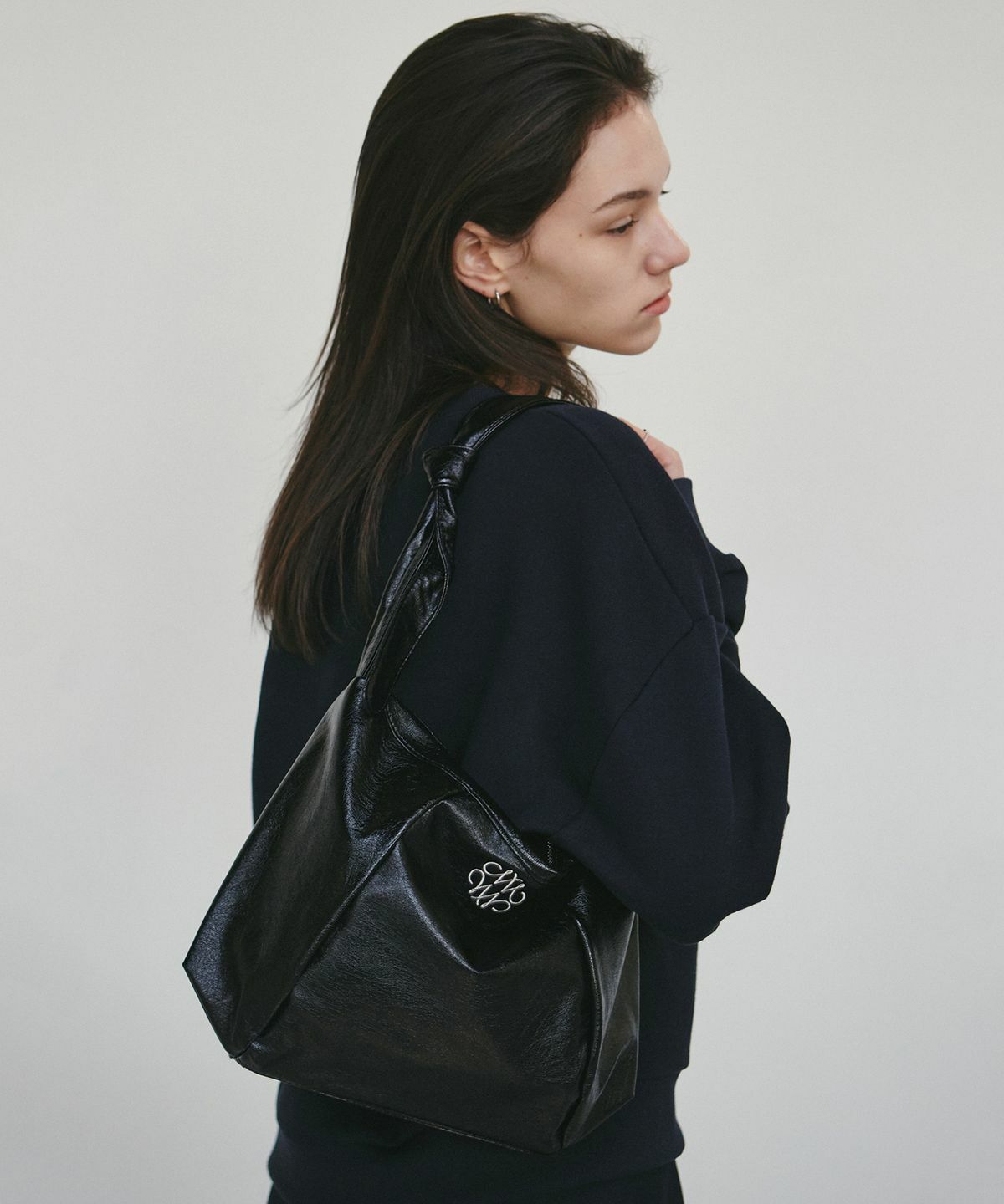 NICK&NICOLE NICOLE SQUARE SHOULDER BAG