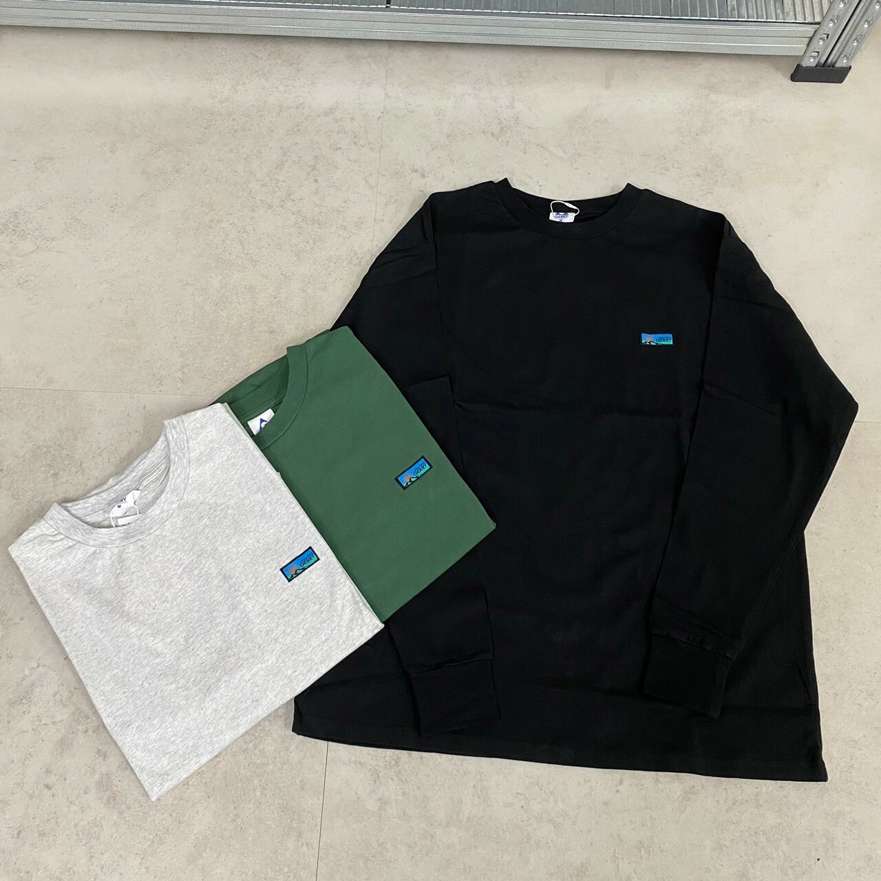 Gerry 小刺繡薄長Tee GE24AW12R