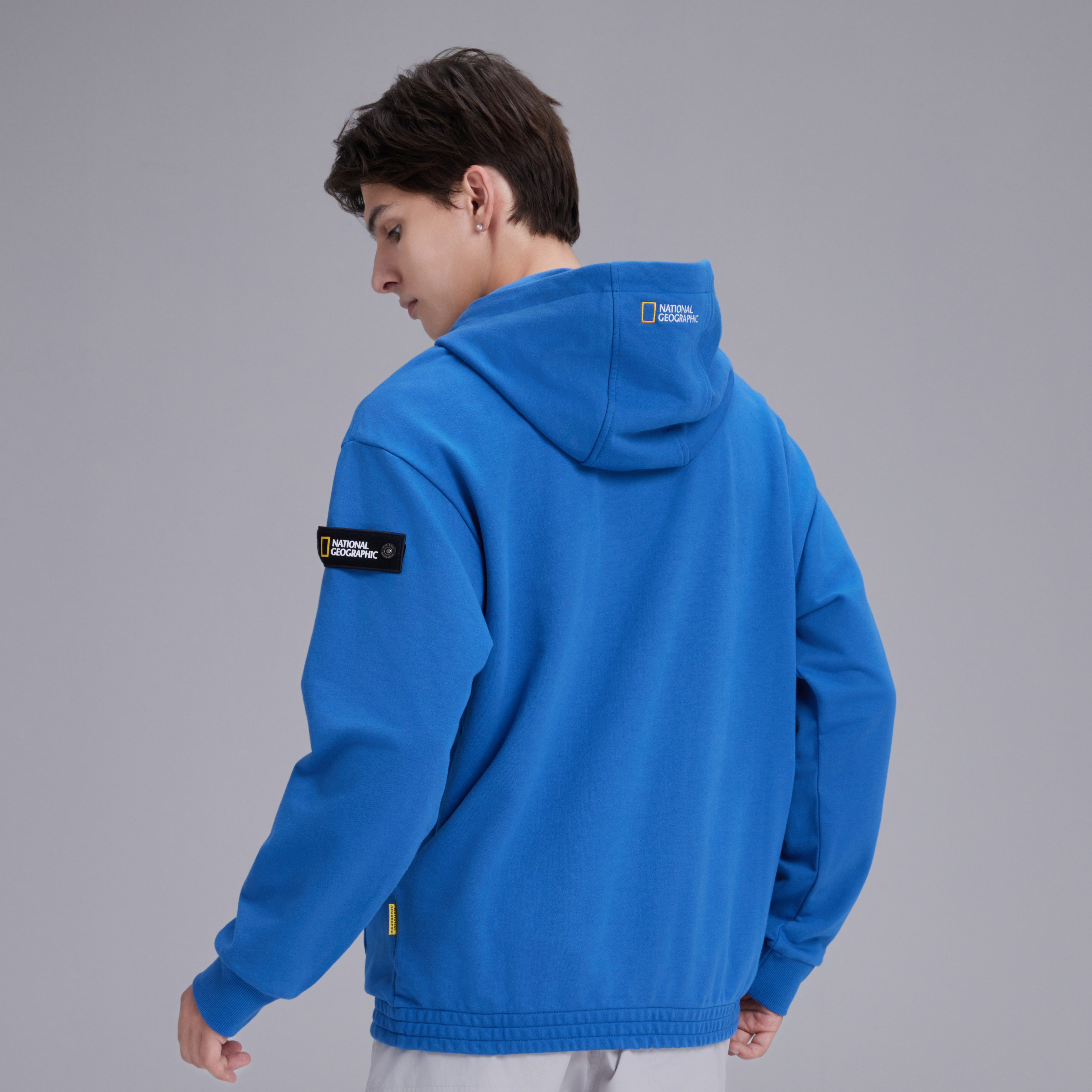 [ナショナルジオグラフィック] SEMI-OVER FIT POCKET HOODIE ☆ Kangaroo Pocket Semi Overfit Hoodie - BLUE