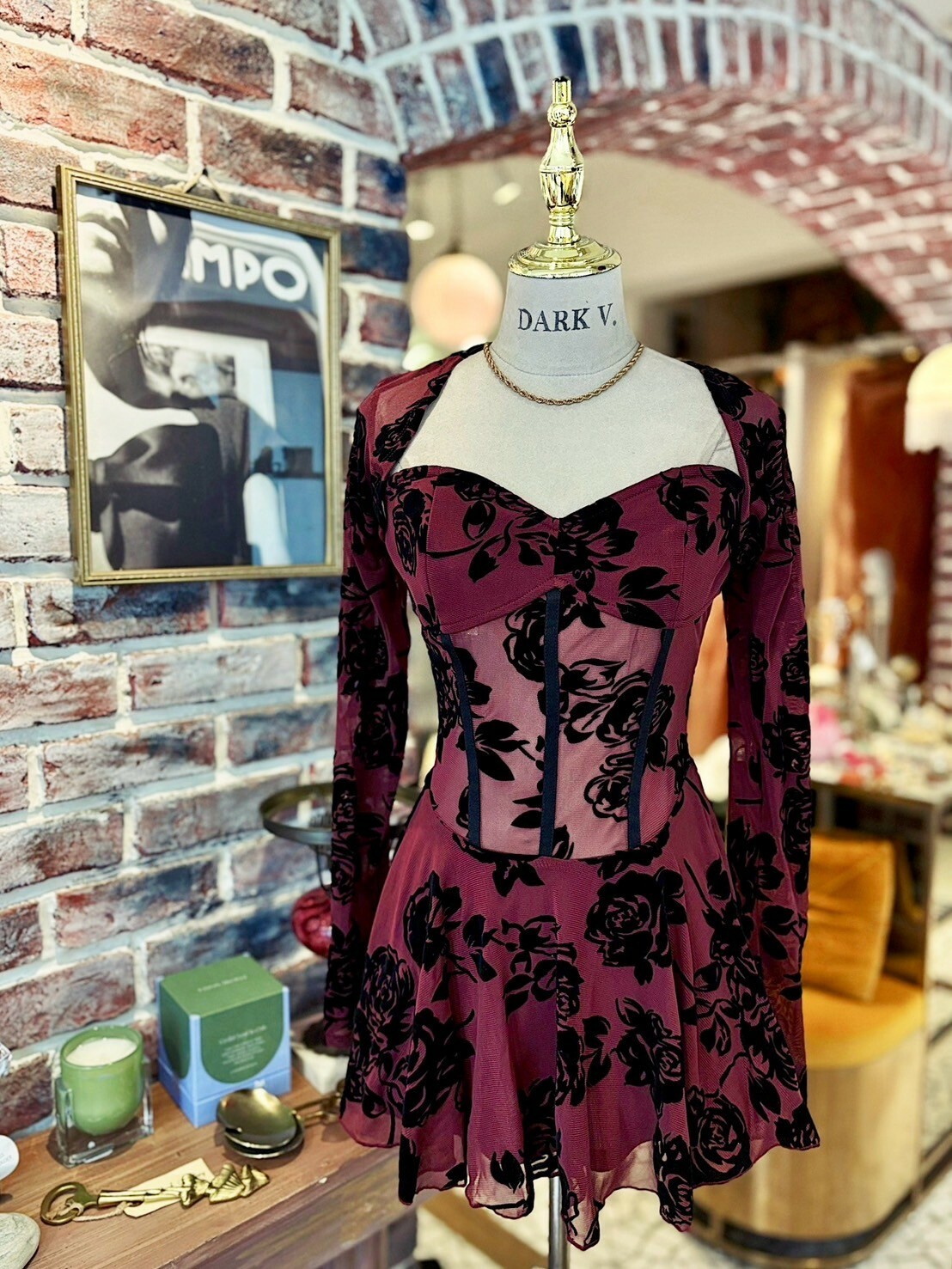 Red Wine酒紅色天鵝絨花卉透紗馬甲 Mini Dress +小外套套裝