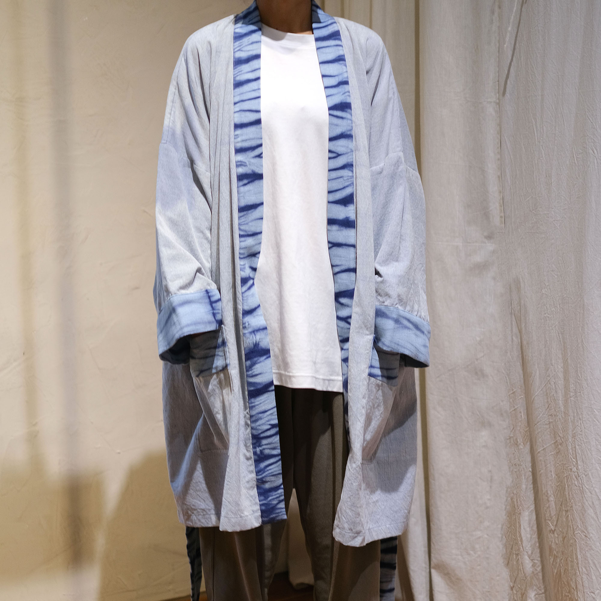 天然染手織布｜浴袍 - 淺藍紮染｜ 柬埔寨
