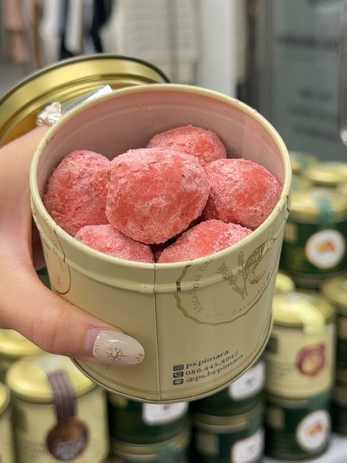 士多啤梨曲奇波波