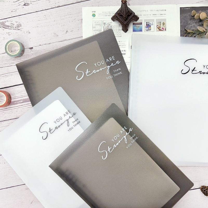 四季紙品 不擋手25K8孔PP夾 【RK3001】