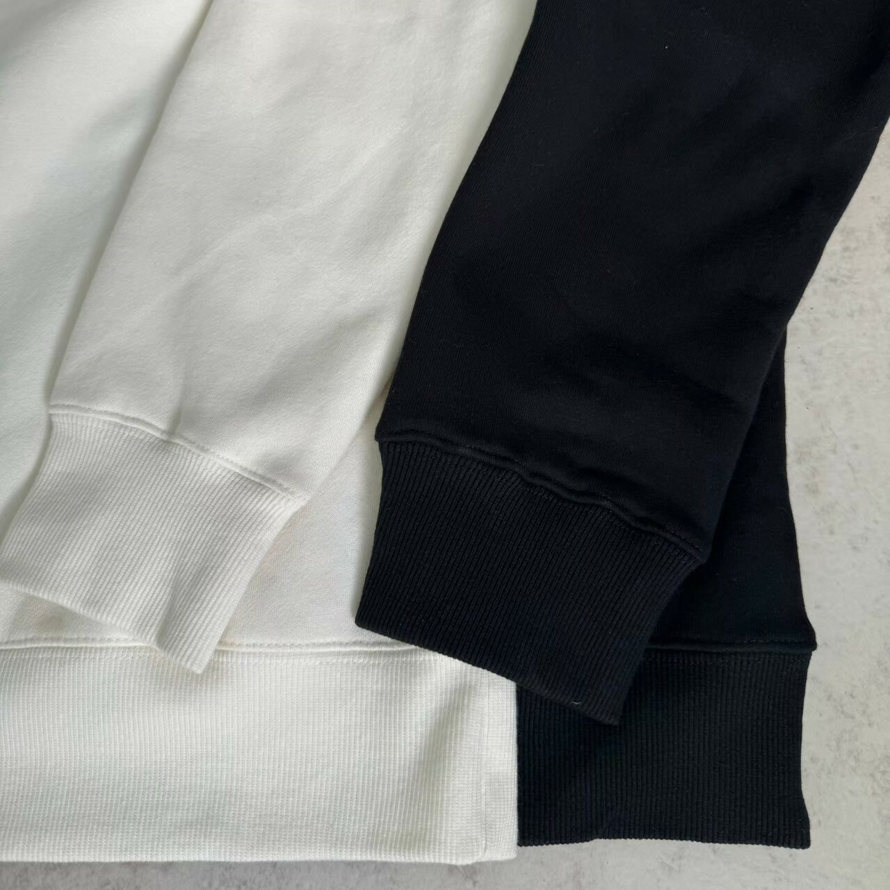 Gerry 山圖騰設計連帽Tee GE25AW18