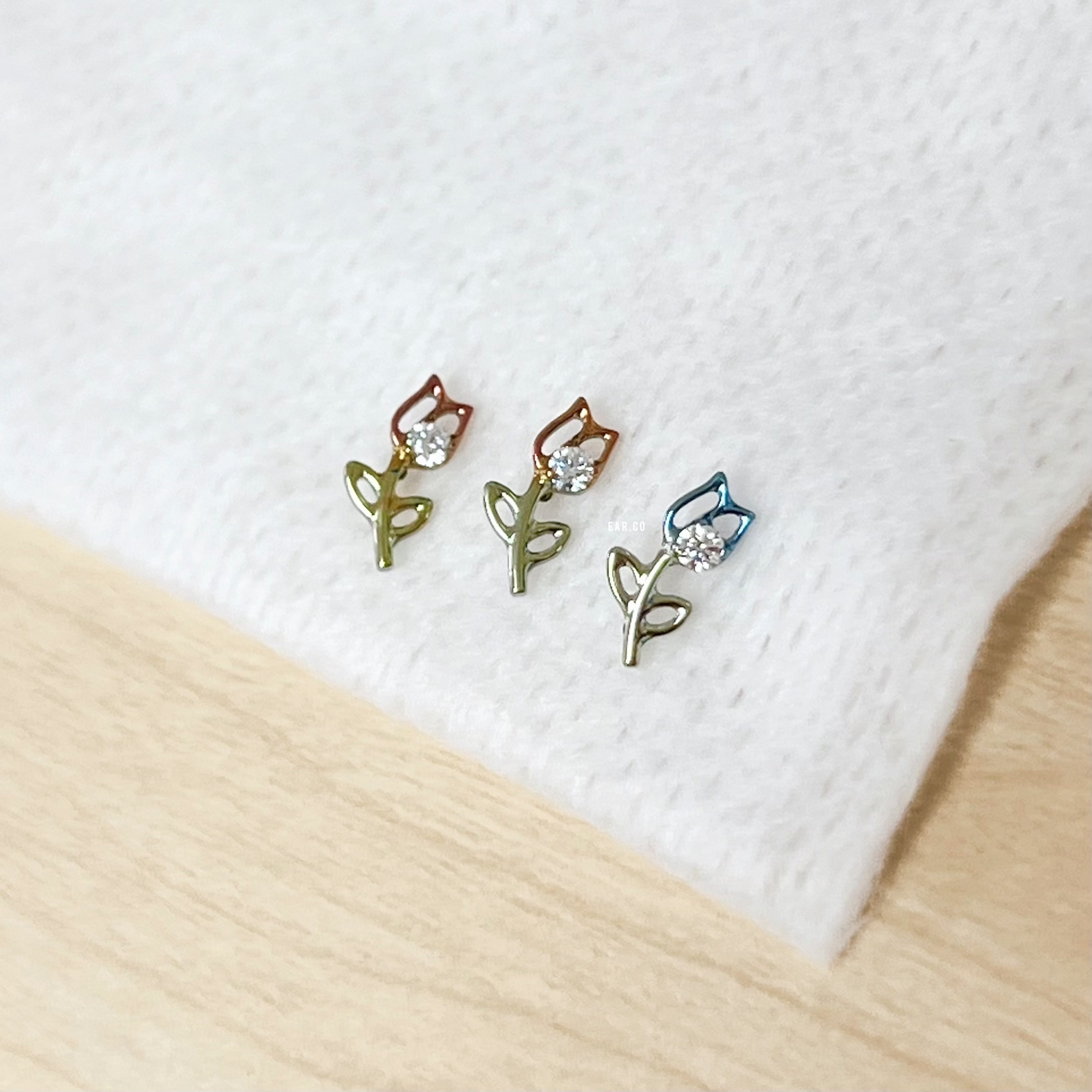 多色鬱金香平頭耳門/耳珠/耳骨釘 [G23 Titanium]