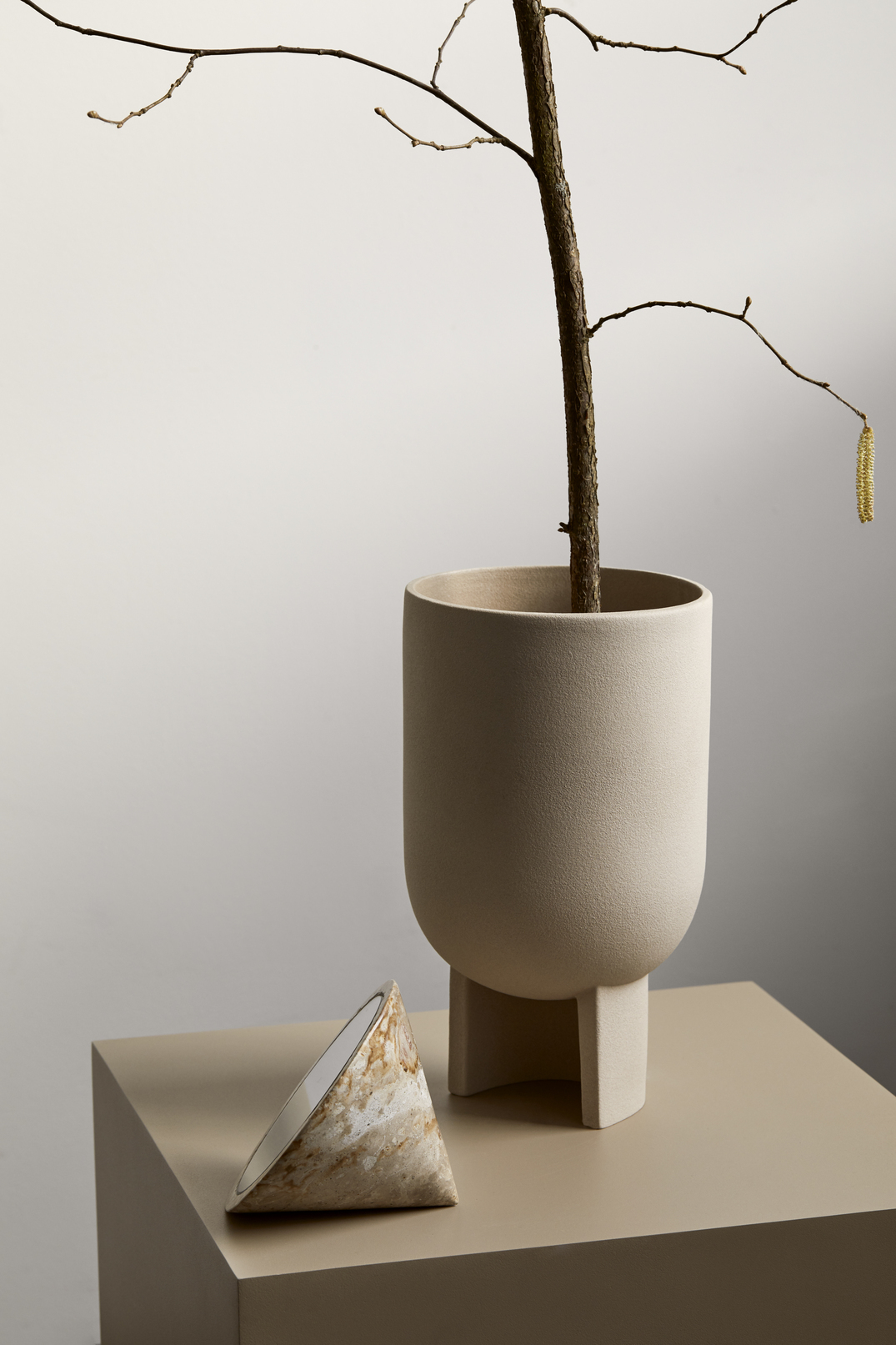 花瓶・フラワースタンド Kristina Dam Studio Rope Vase 花瓶・フラワースタンド Kristina Dam Studio Rope Vase