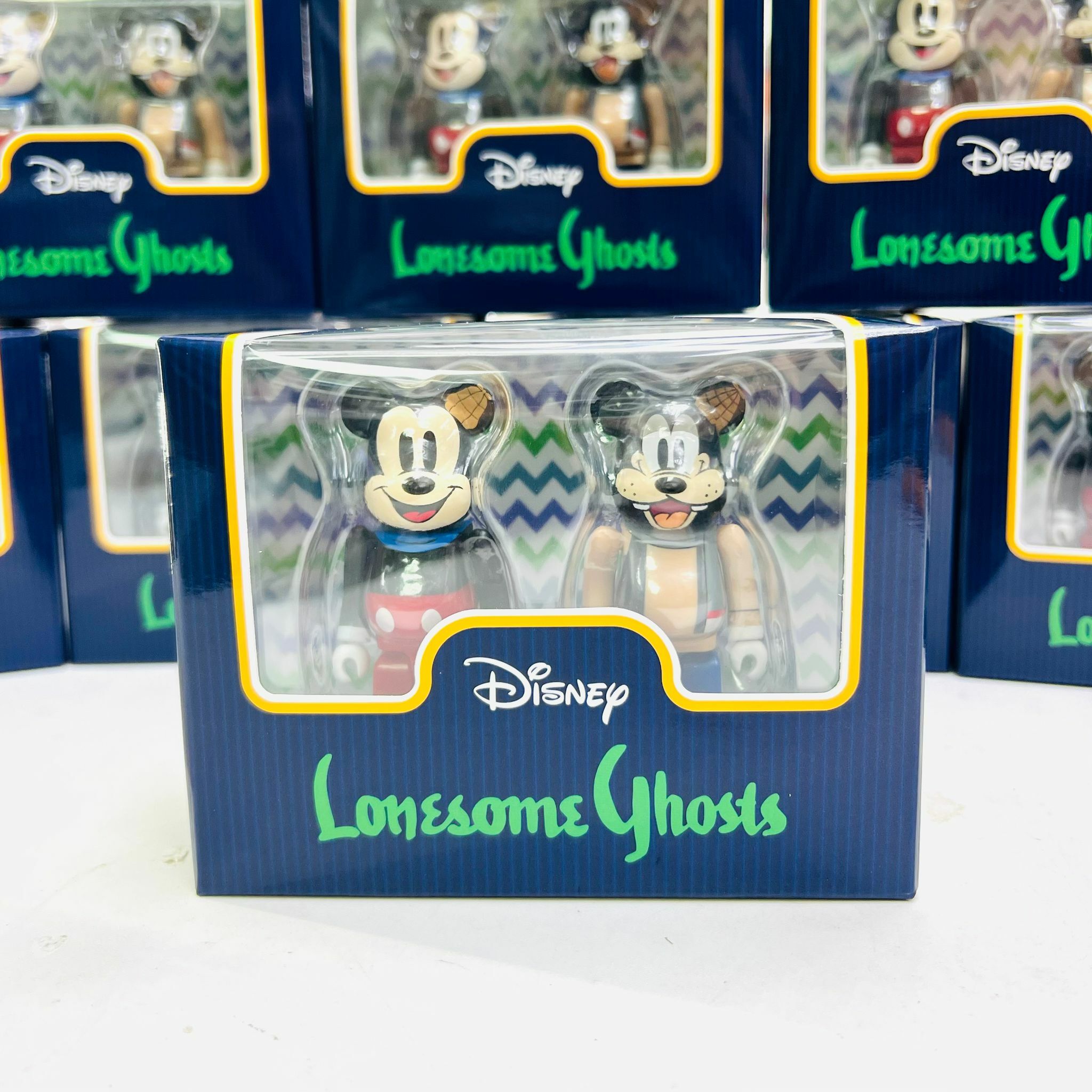 (SET OF 2)100%  BE@RBRICK MICKEY MOUSE & GOOFY (Lonesome Ghosts Ver.)