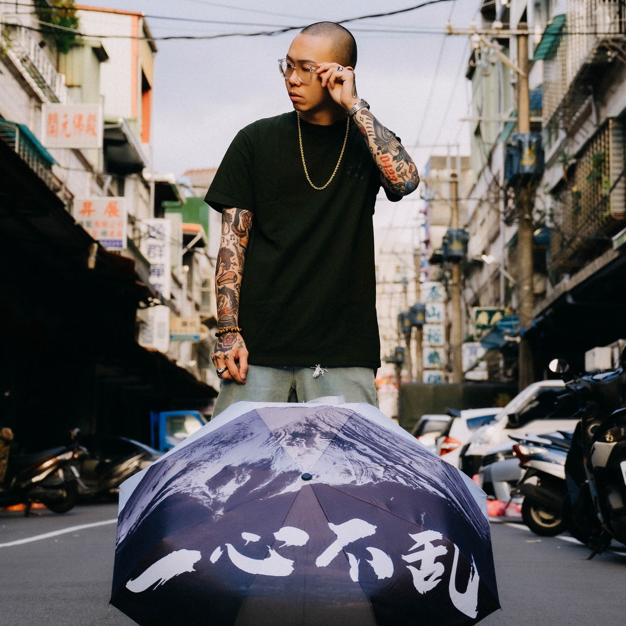 XCTRL 一心不亂自動折疊傘- 黑(23吋)