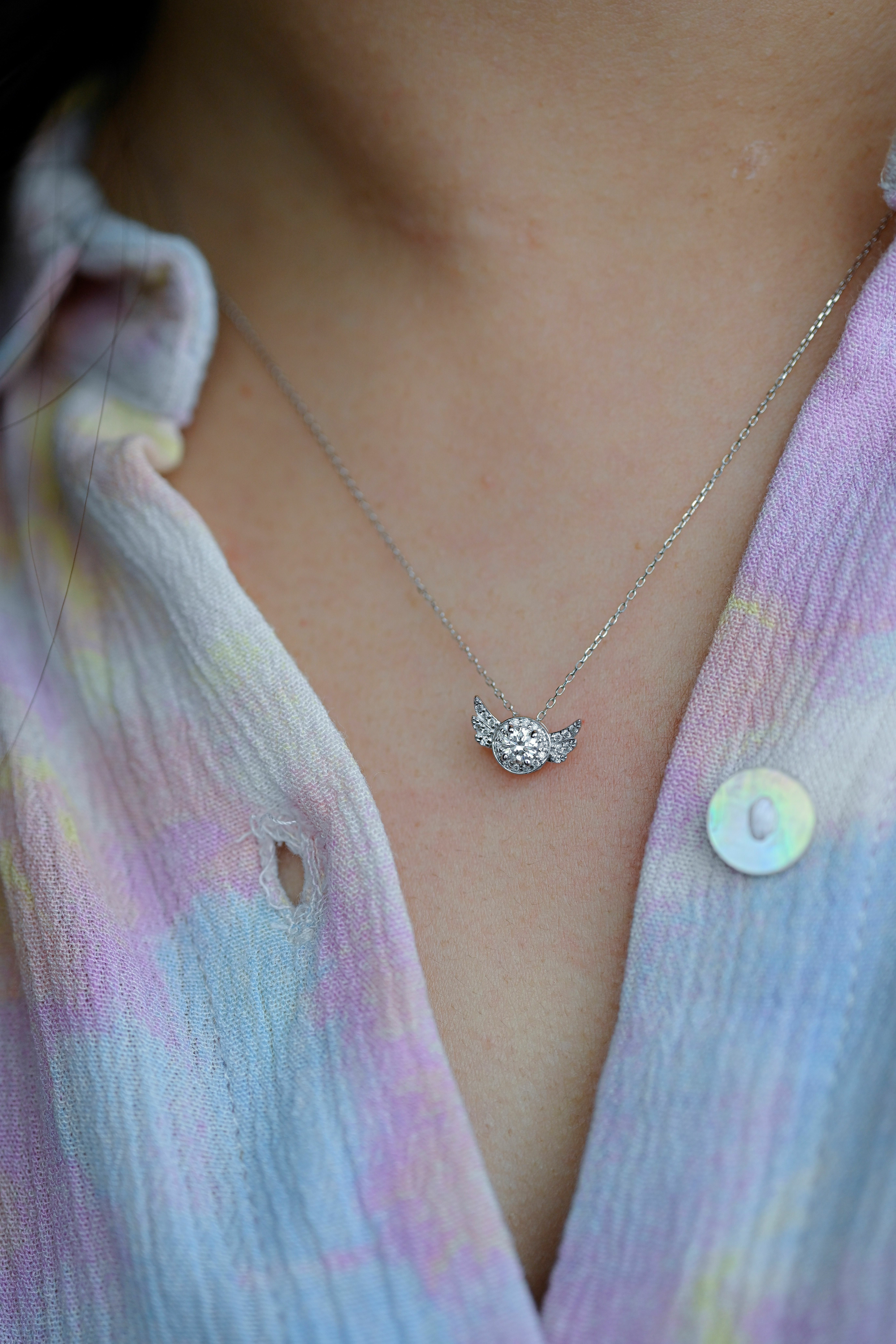 18k Angel Wing Diamond necklace