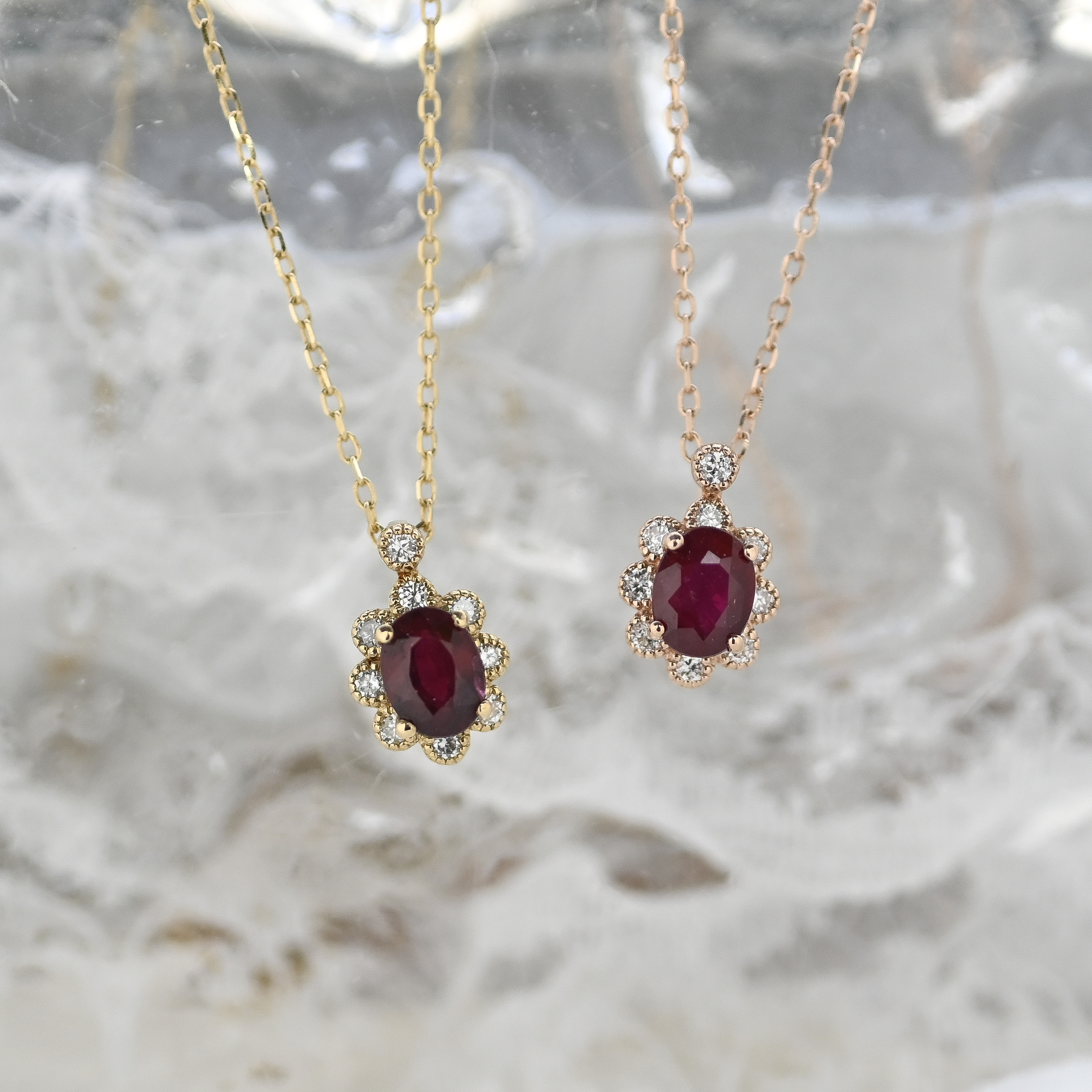 18k Espejo Diamond necklace