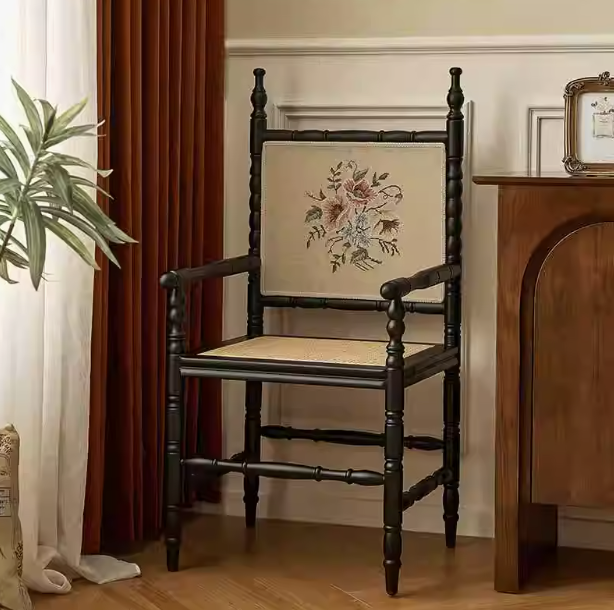 法式復古刺繡藤编餐椅