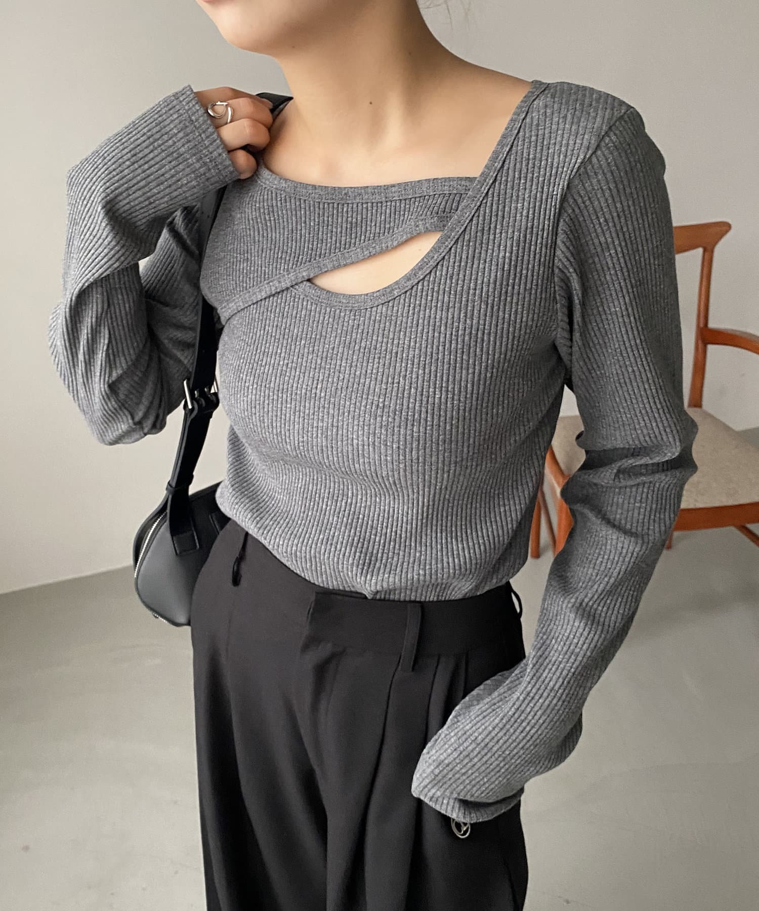 CAPRICIEUX LE'MAGE(カプリシュレマージュ)  2WAYアシメロンT灰（LEZ1042206A0002）