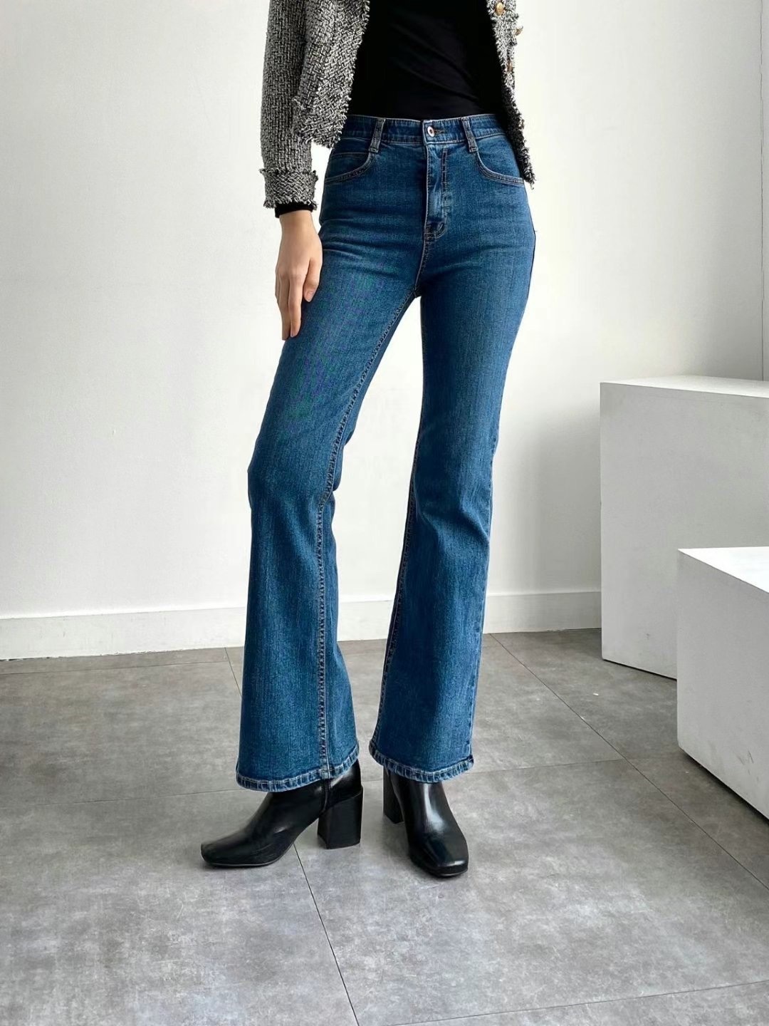 5004後腳開衩牛仔長褲