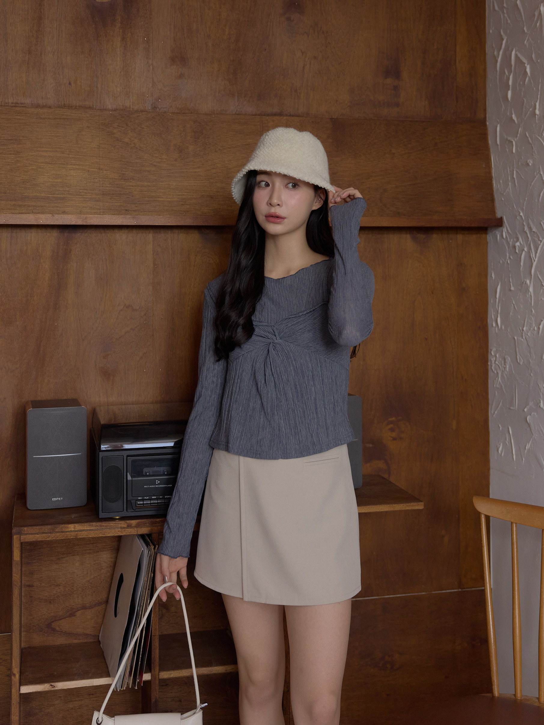 前扭結木耳捲邊背心套裝