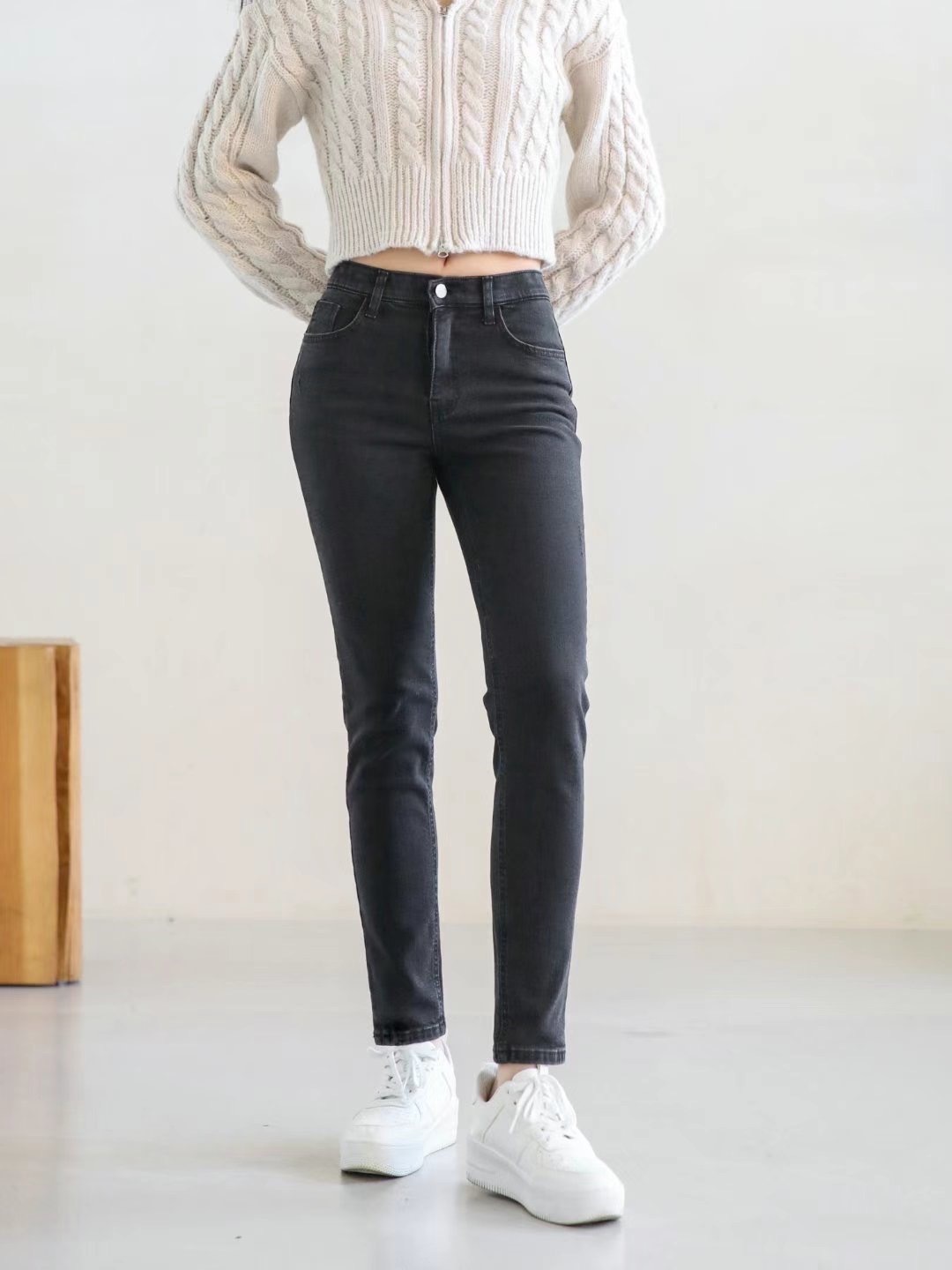 1009黑色牛仔長褲