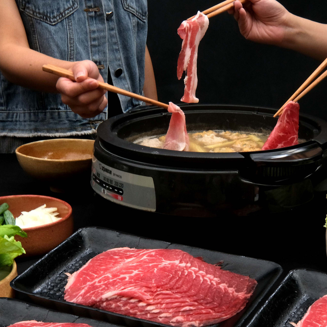 【火鍋套組】熟成胭脂鴨高湯2包 + 1855-Choice嫩肩里肌牛肉片2盒 (適合2-3人)