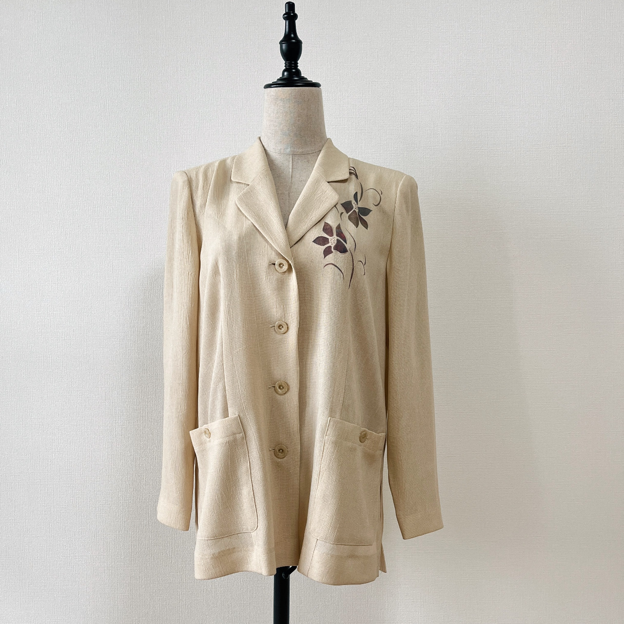 淺杏色彩虹花窗古着外套