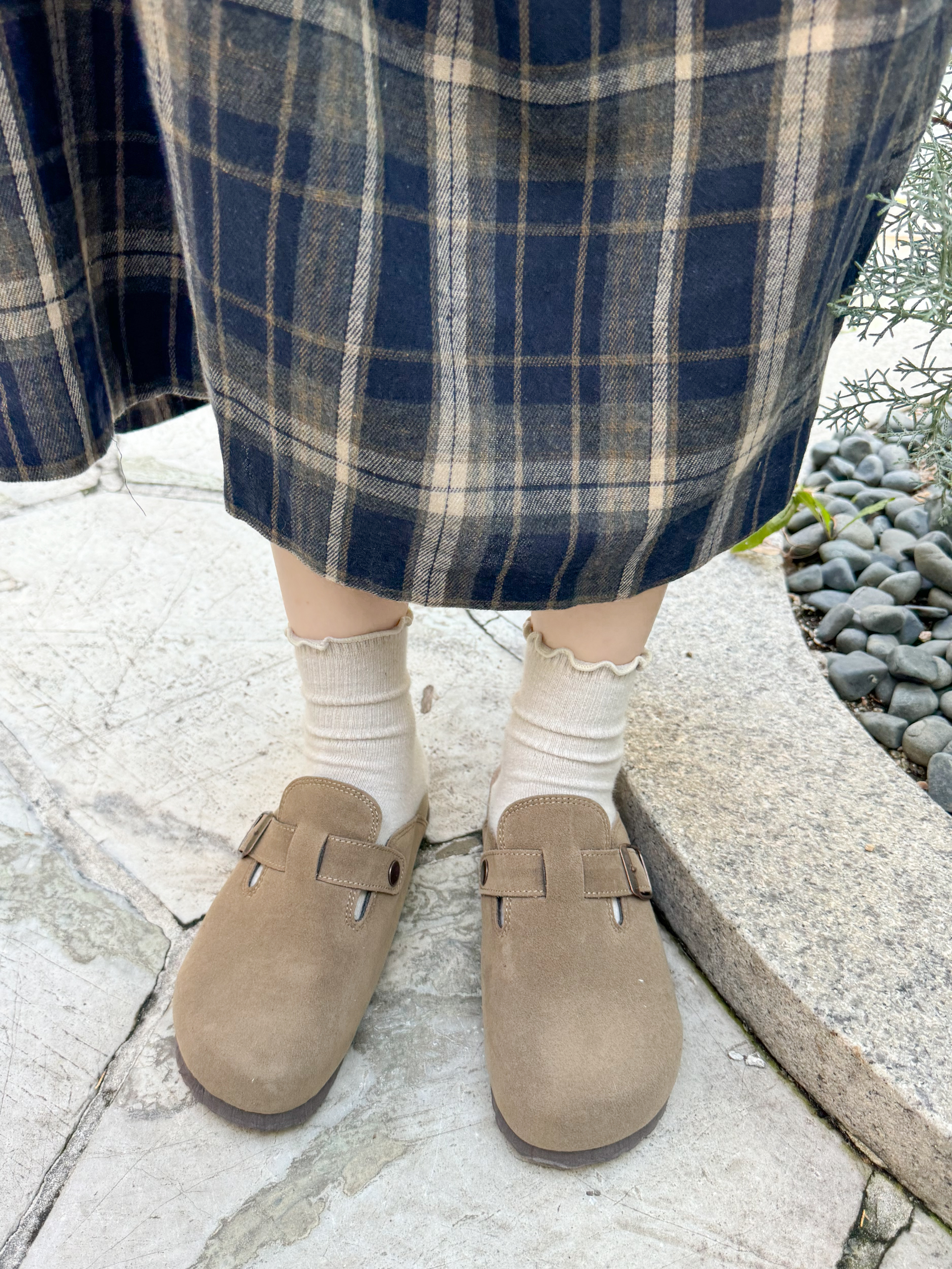 \懶人必備/ 靚色易襯包頭鞋 · 4色入