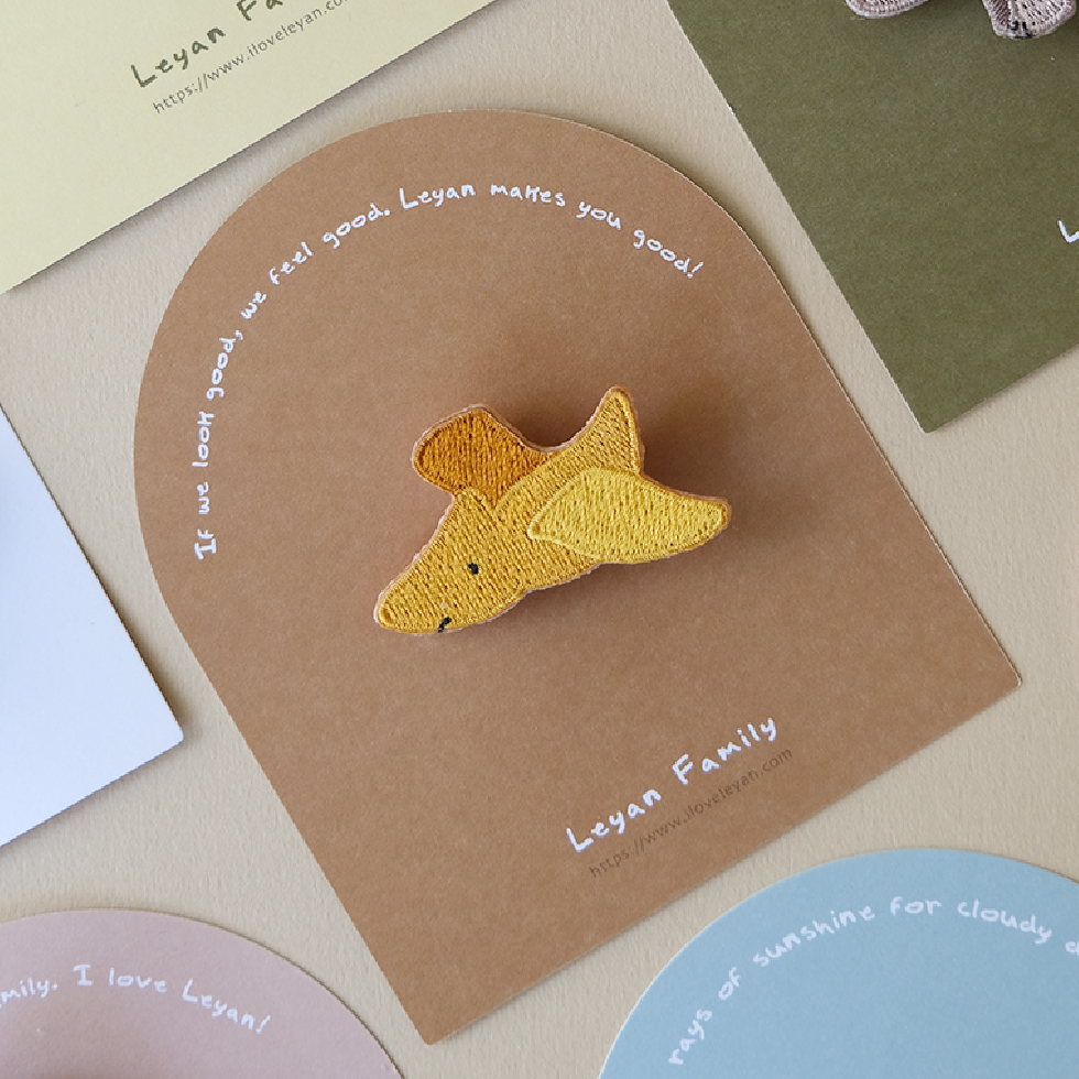 Dinosaur恐龍刺繡別針 / 飛行員翼手龍