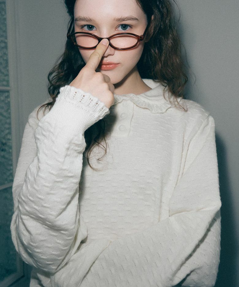 RONRON RUFFLE COLLAR EMBO KNIT