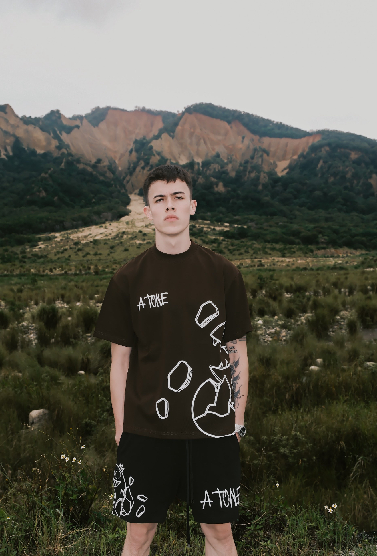 (GOAL) Atone  THE YEAR OF DRAGON 🐉 “龍年限定描邊手繪發泡短袖