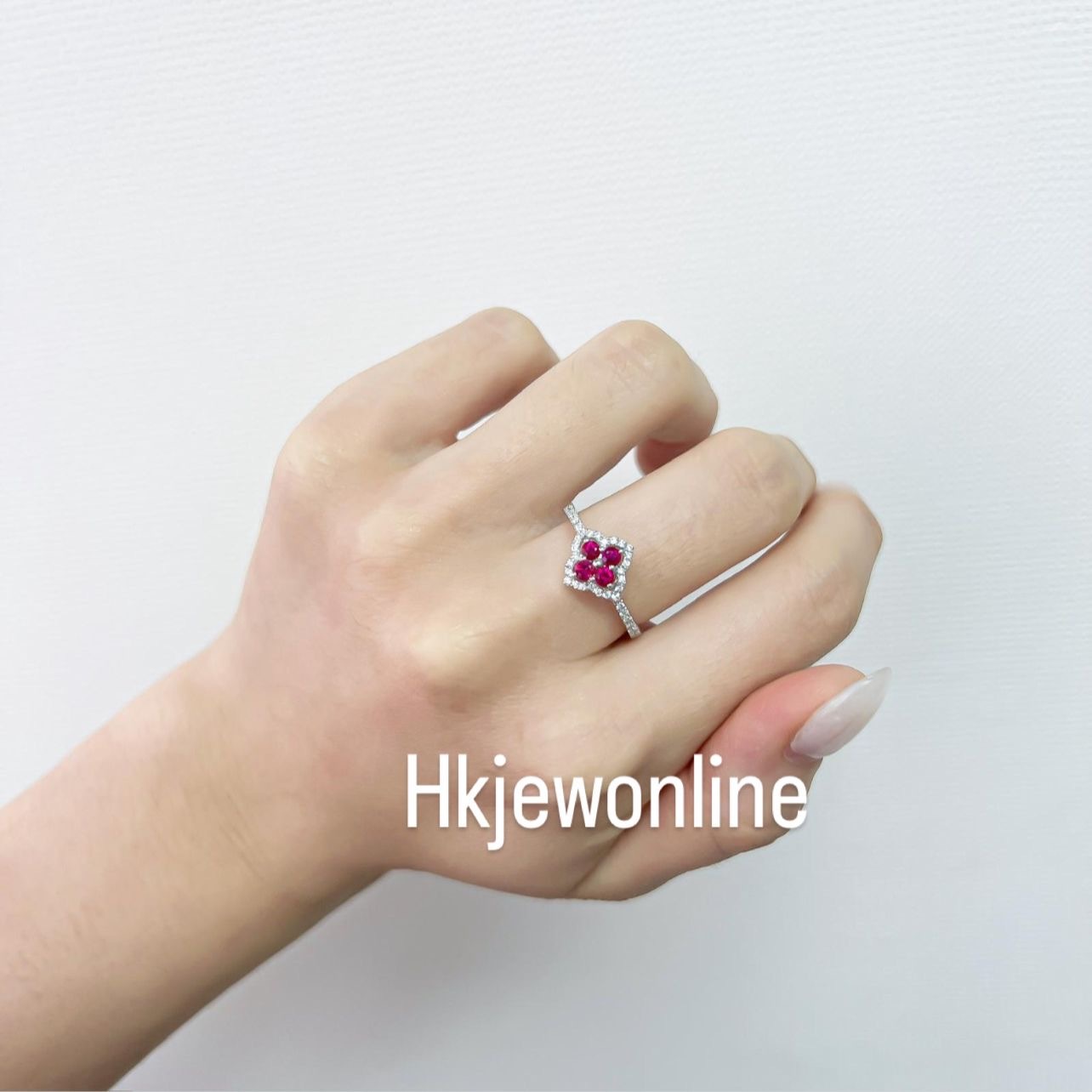 18K White Gold Ruby Diamond Ring