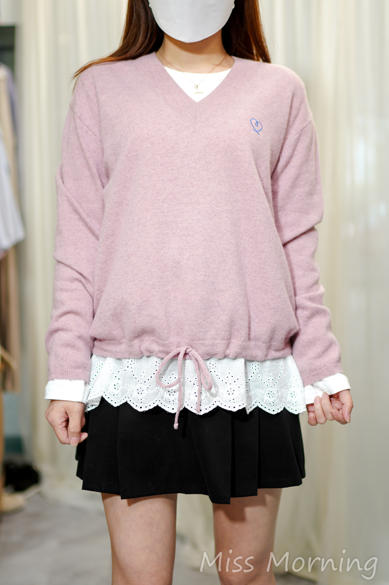 V領心心刺繡上衣(14231)