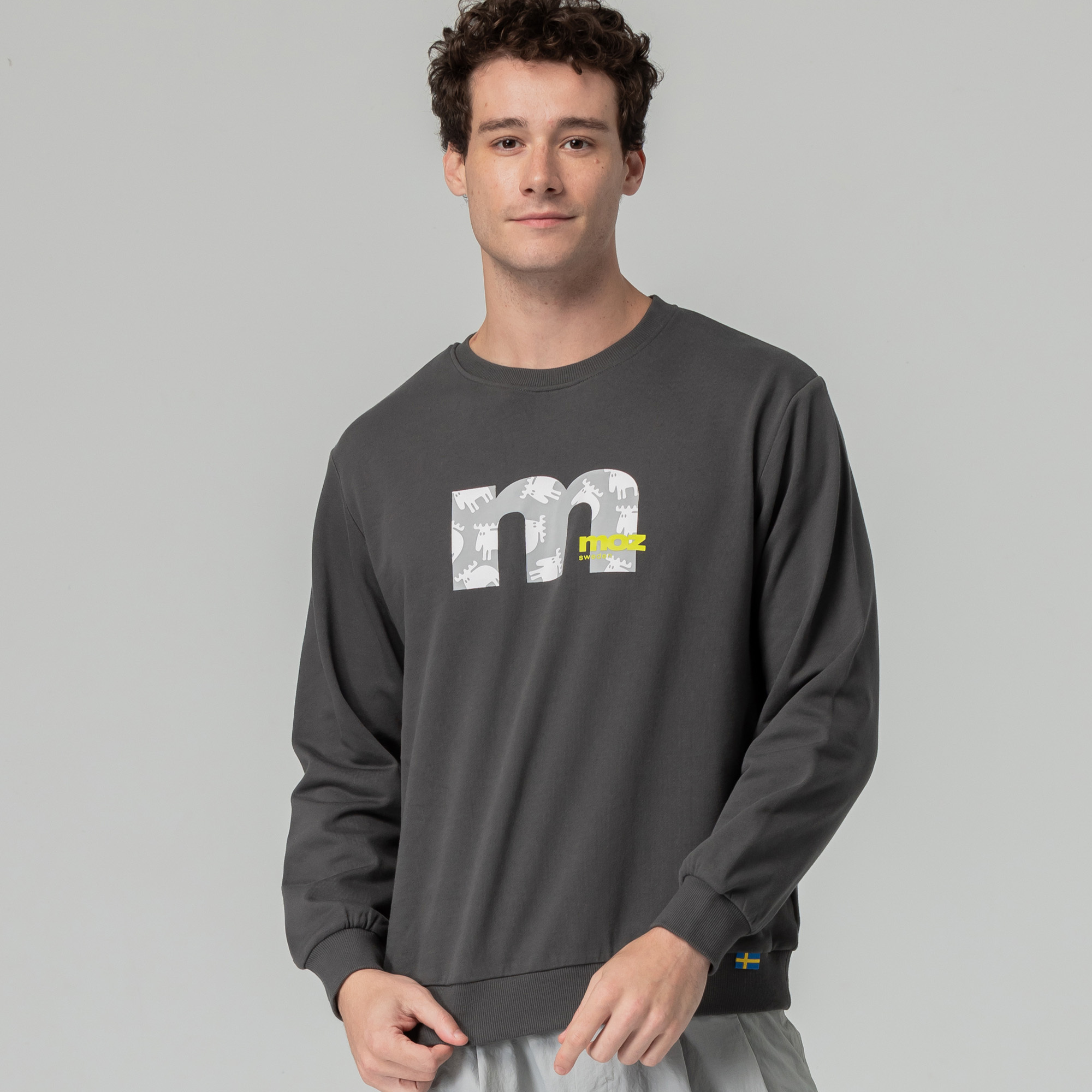 moz瑞典 M字駝鹿 100%純棉 大學T-炭灰(亞洲版) 男款