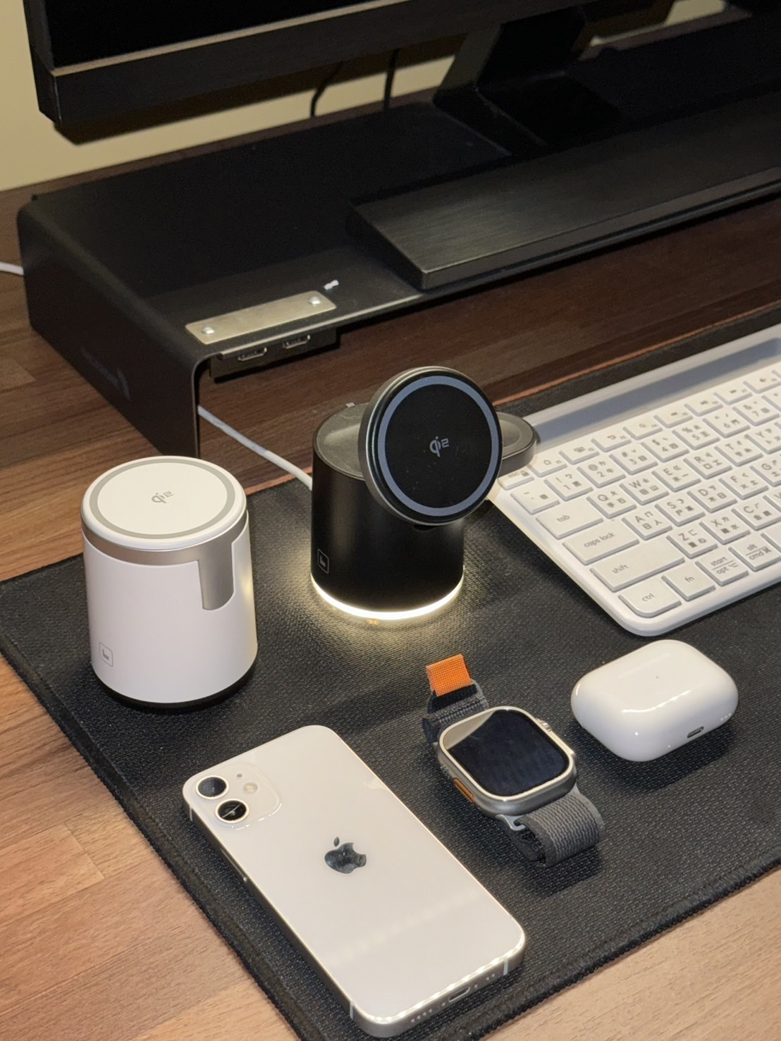 #現貨激推 三合一 無線充電座 手機 手錶 耳機 高效率 充電座