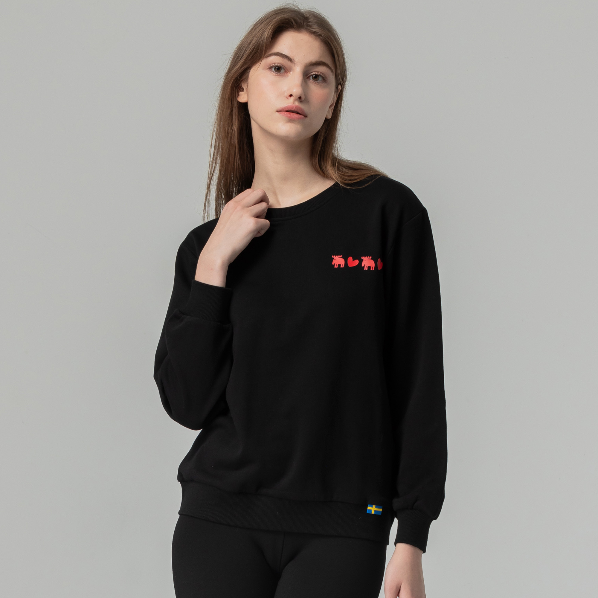 moz Sweden Heart to Heart Moose 100% Cotton University T