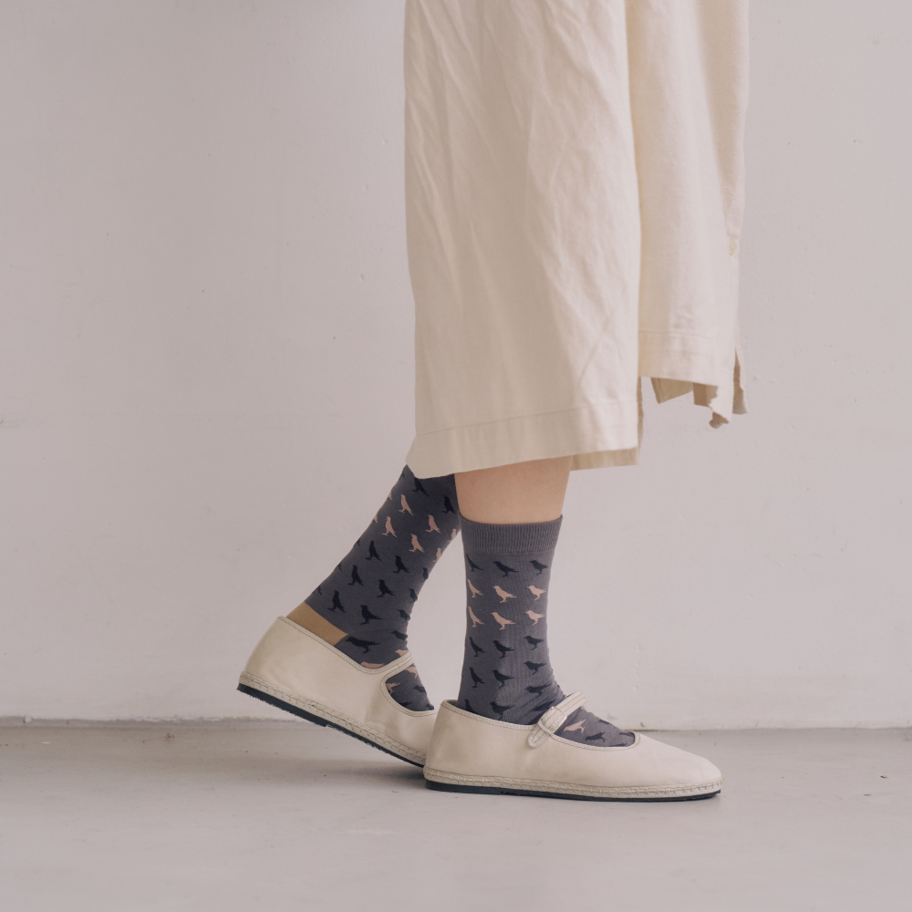 印花樂緹花中長襪亞麻灰黑