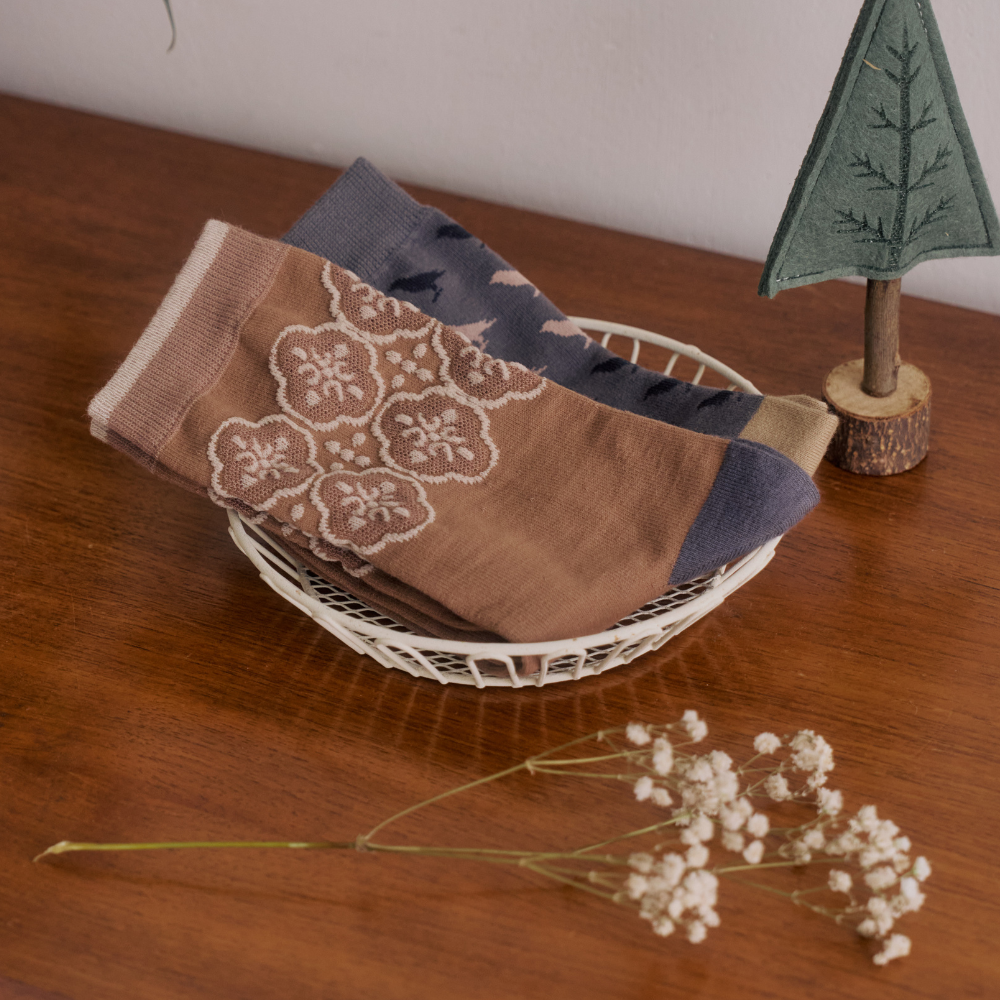 印花樂緹花中長襪亞麻灰黑