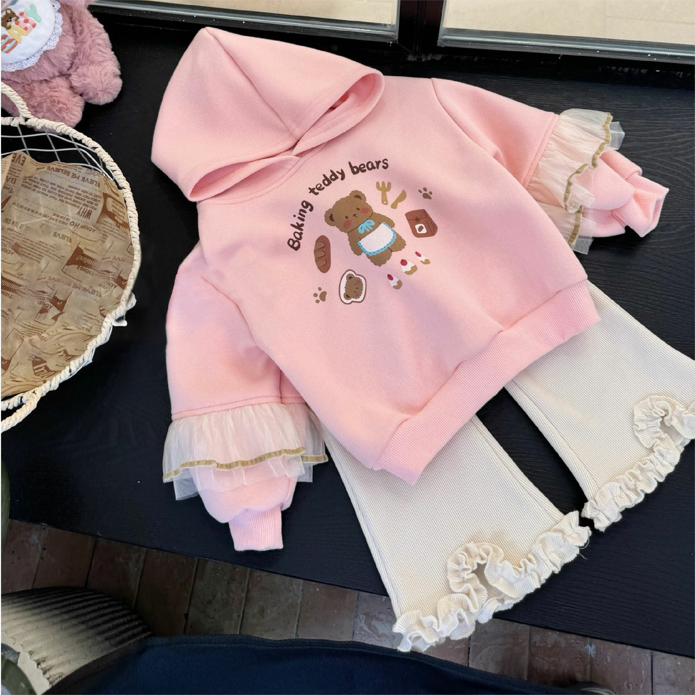 【H45212】烘焙小熊薄紗裝飾連帽上衣/帽T