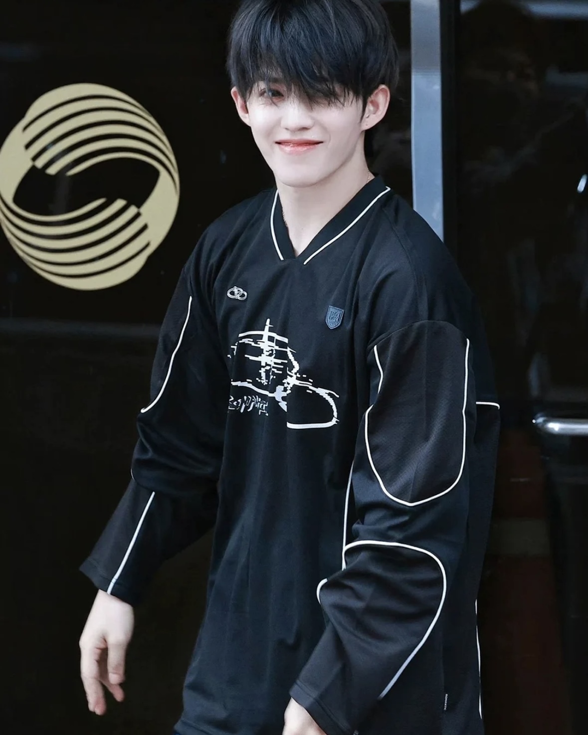 ROMANTIC CROWNのPiping Sports Jersey Vol.3 全2色 original.jpg?1729754100