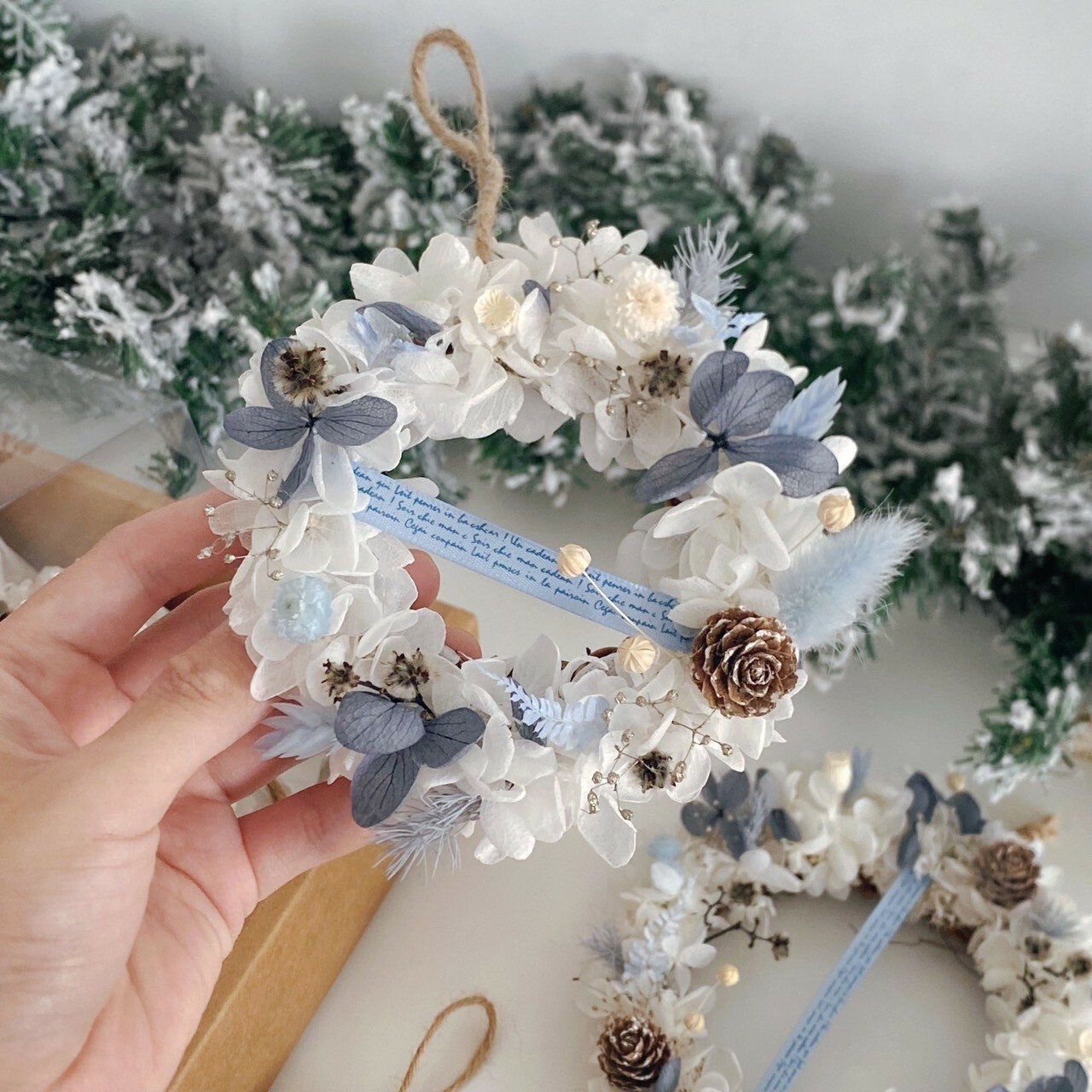 永生繡球聖誕花圈(雪藍)