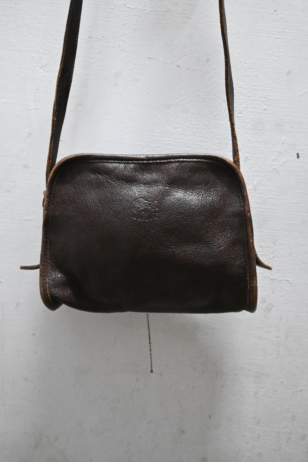 IL BISONTE Leather Shoulder Bag