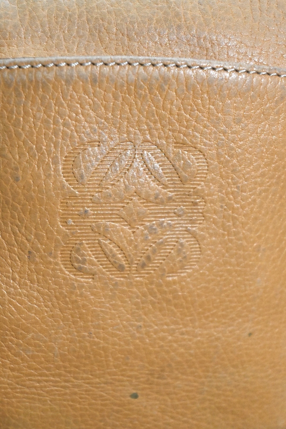 LOEWE Leather Shoulder Bag(Made in Spain)