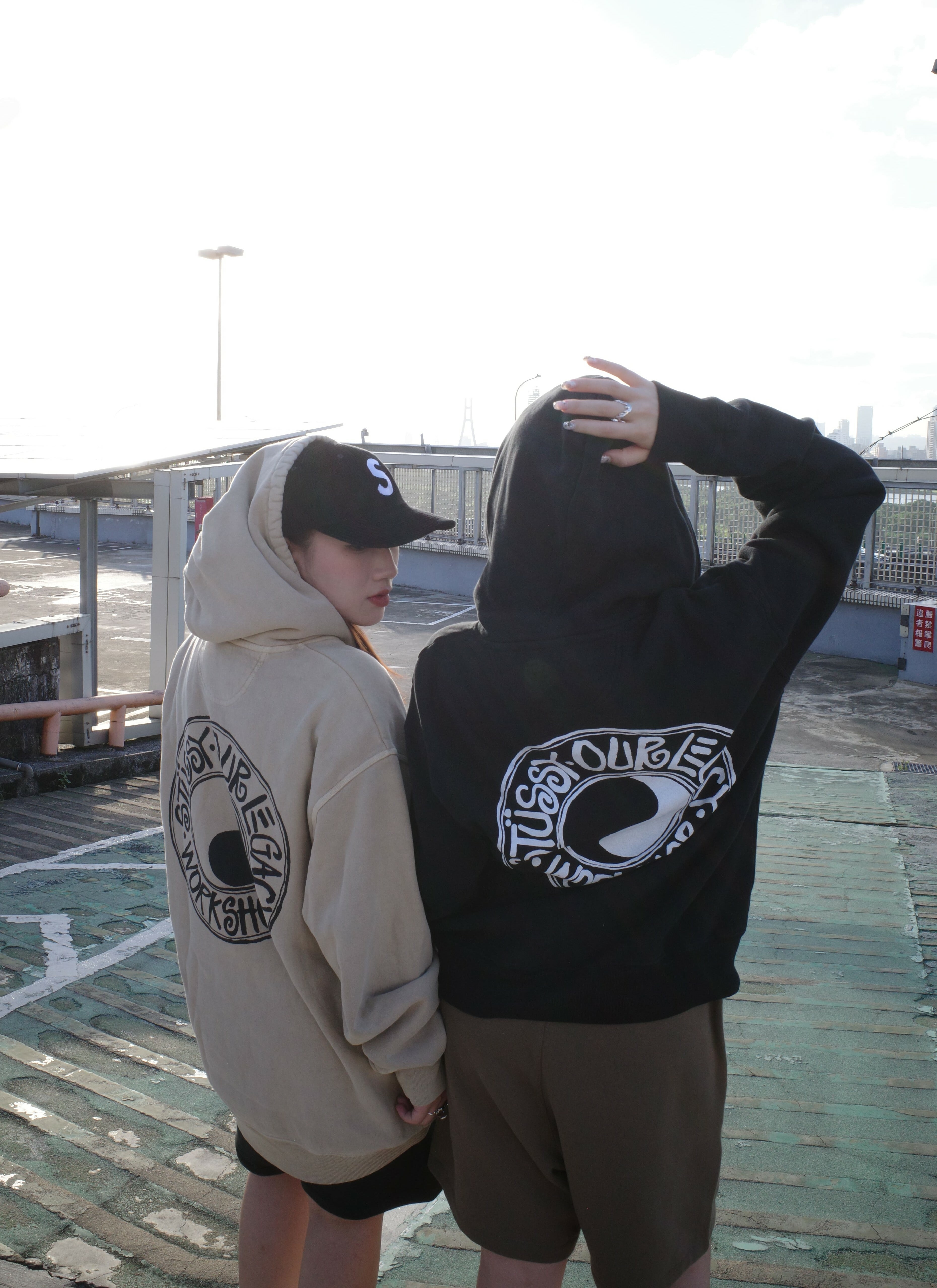 STUSSY OUR LEGACY 帽T 卡其/黑色