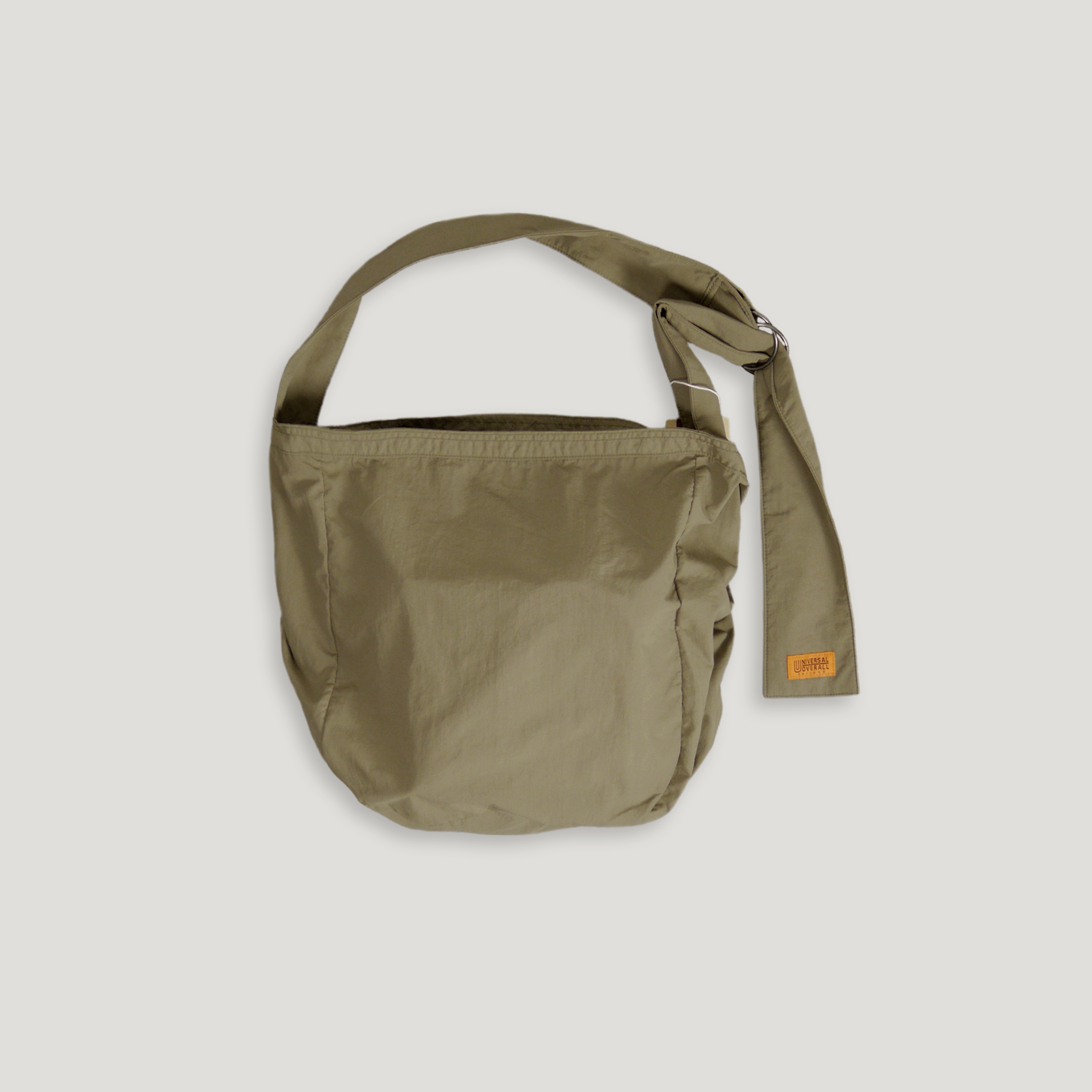 UNIVERSAL OVERALL Wrinkle Nylon Newspaper Bag